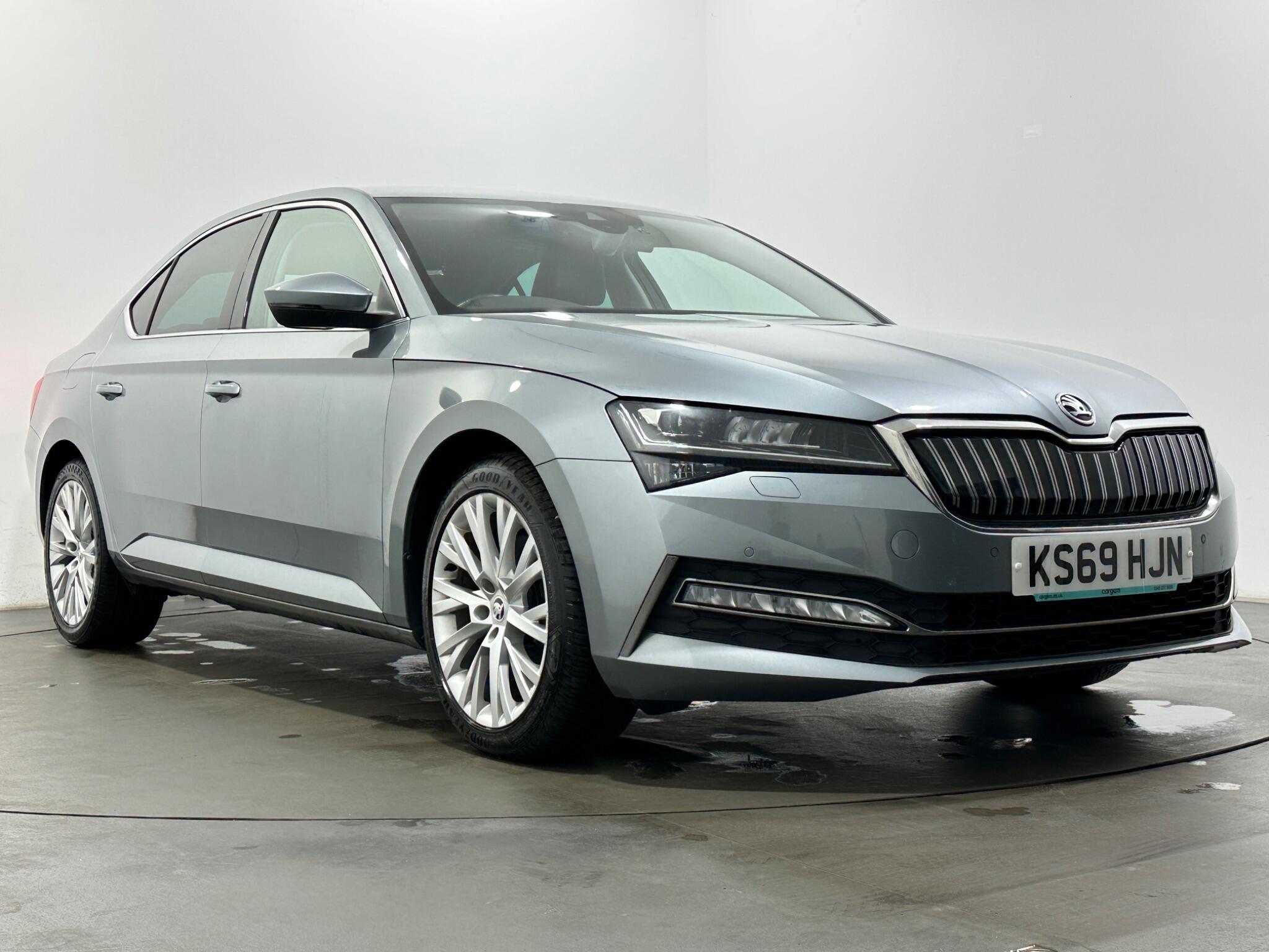Skoda Superb view 53