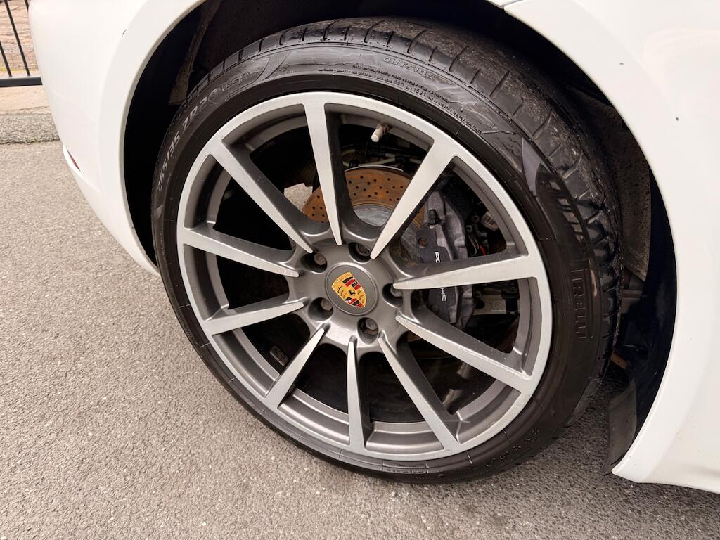 Porsche Boxster view 13