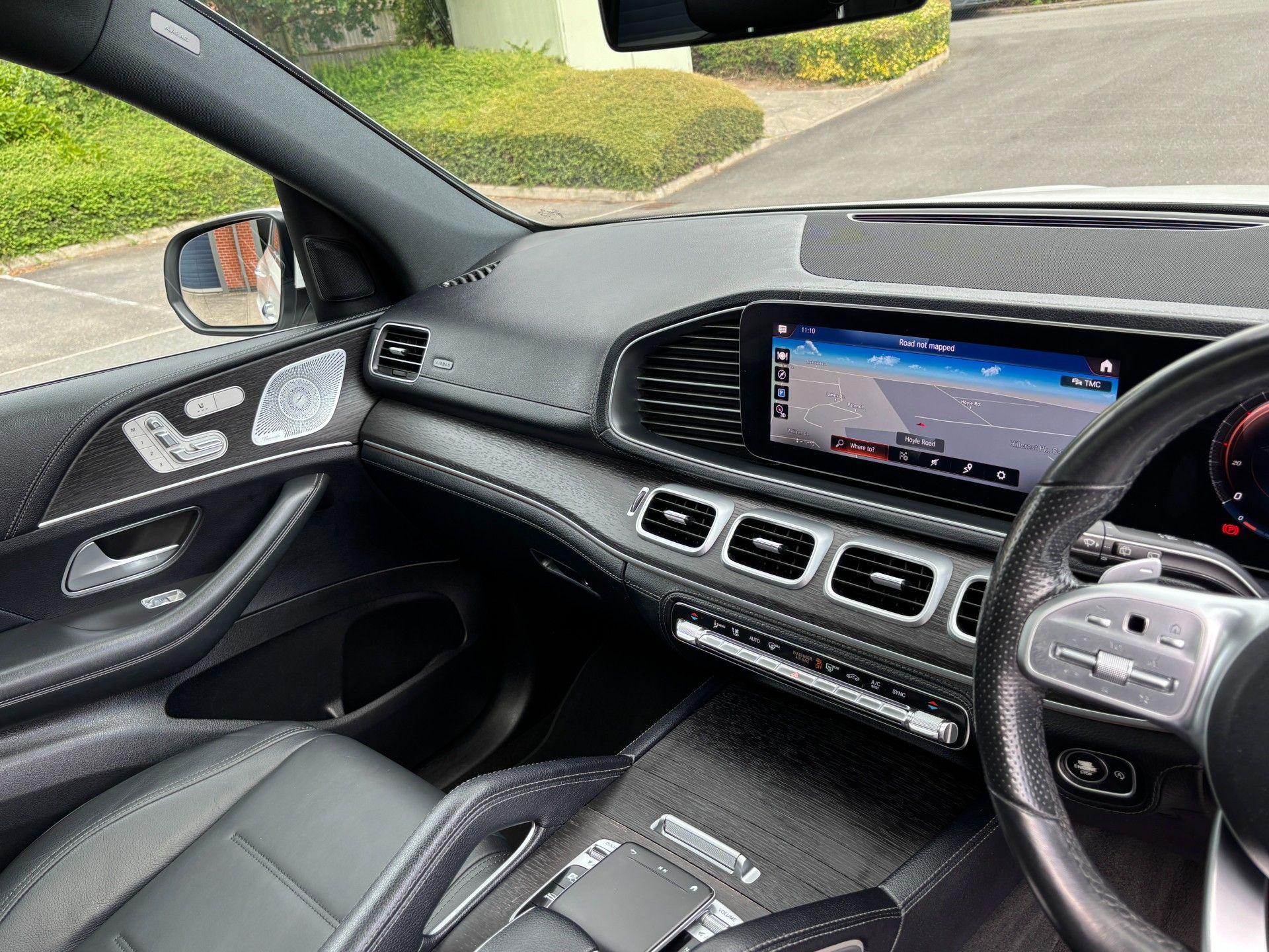 Mercedes-Benz Gle view 17
