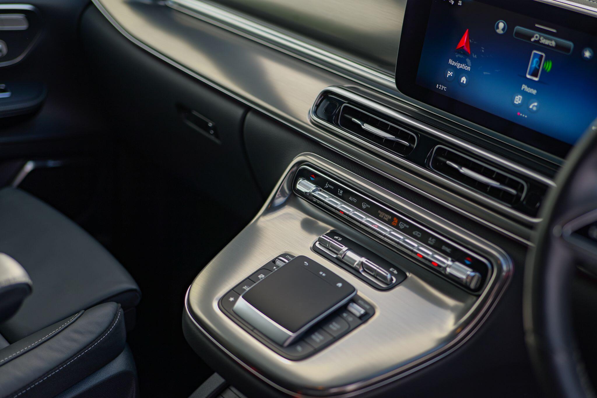 Mercedes-Benz V Class view 14