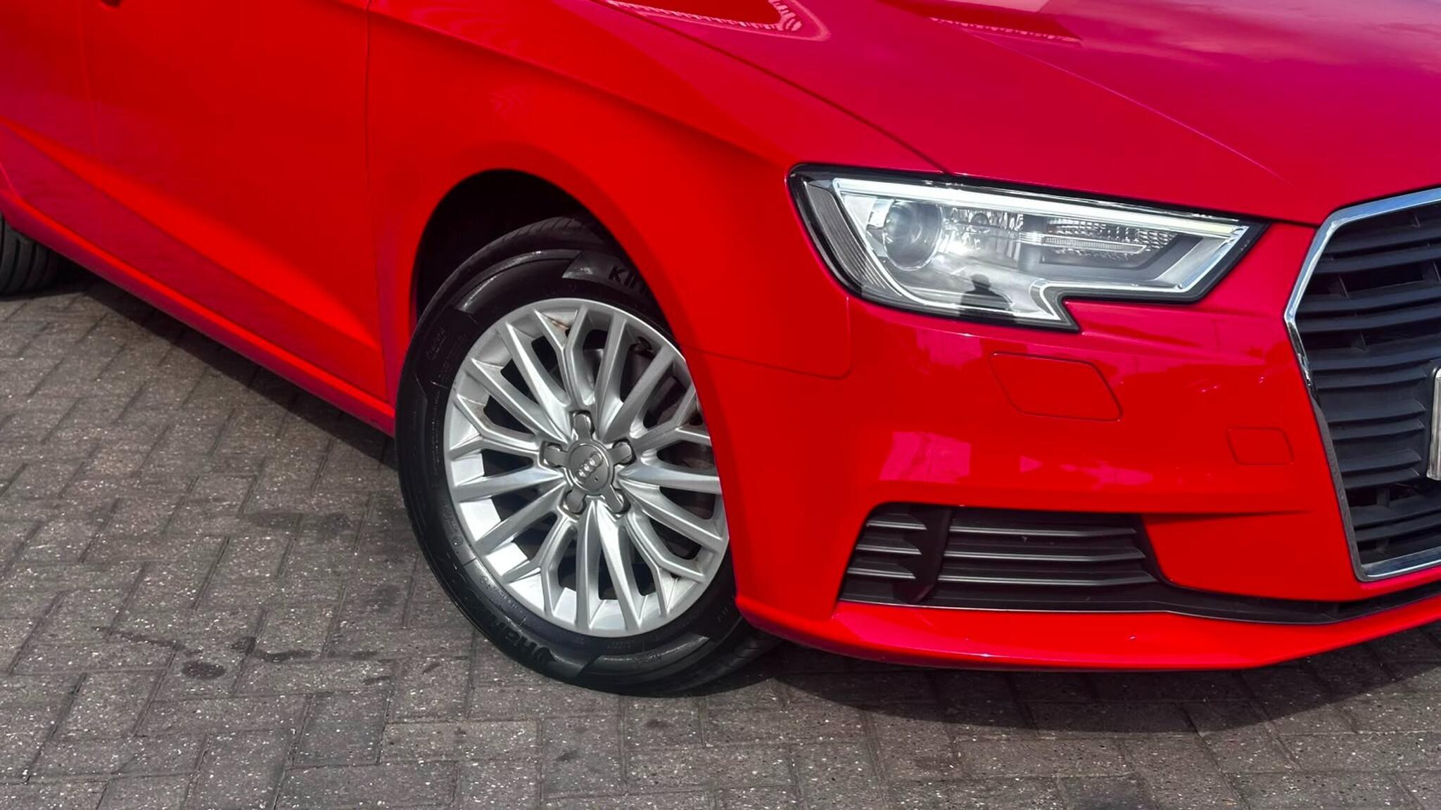 Audi A3 view 4