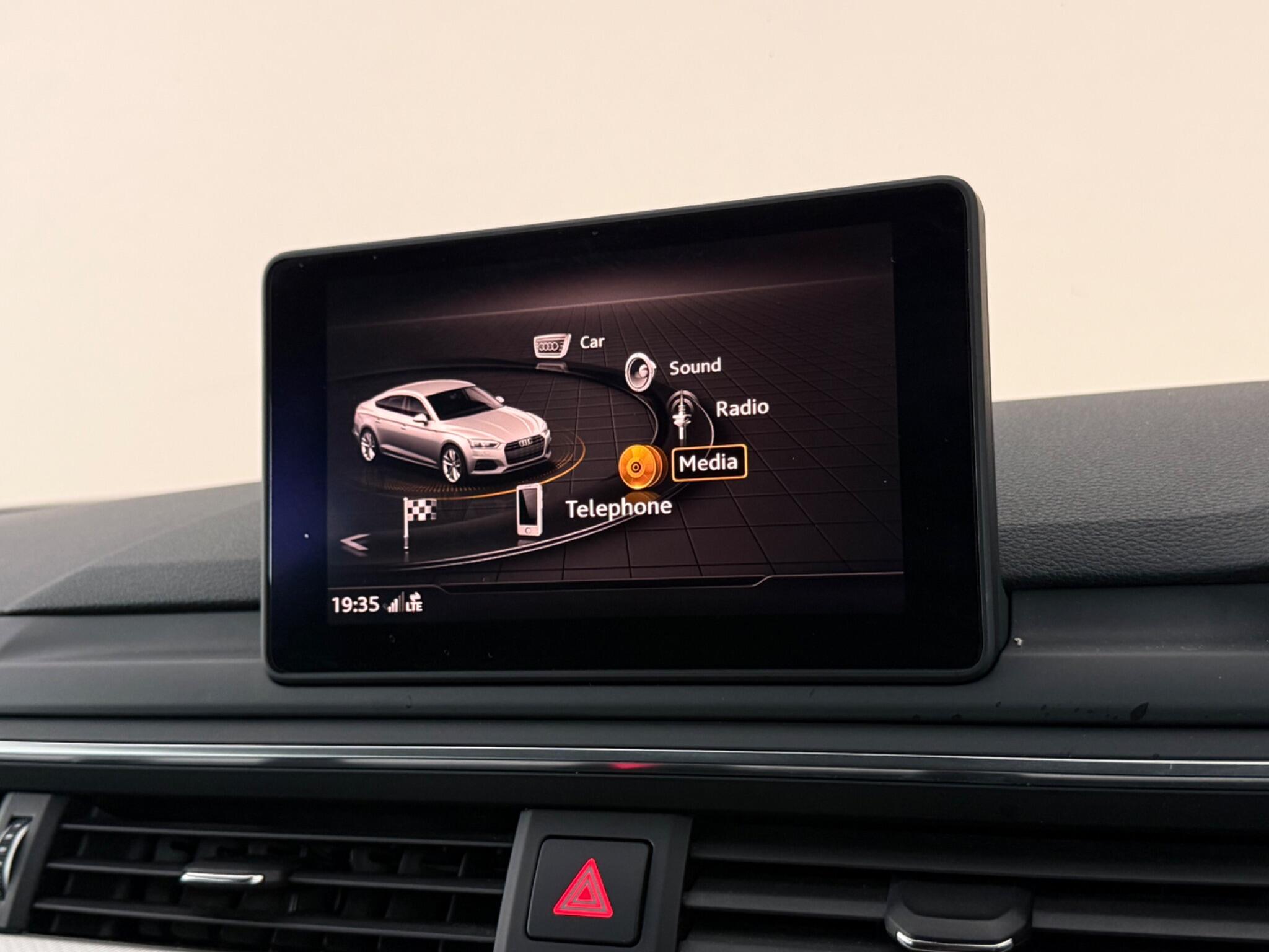 Audi A5 view 23