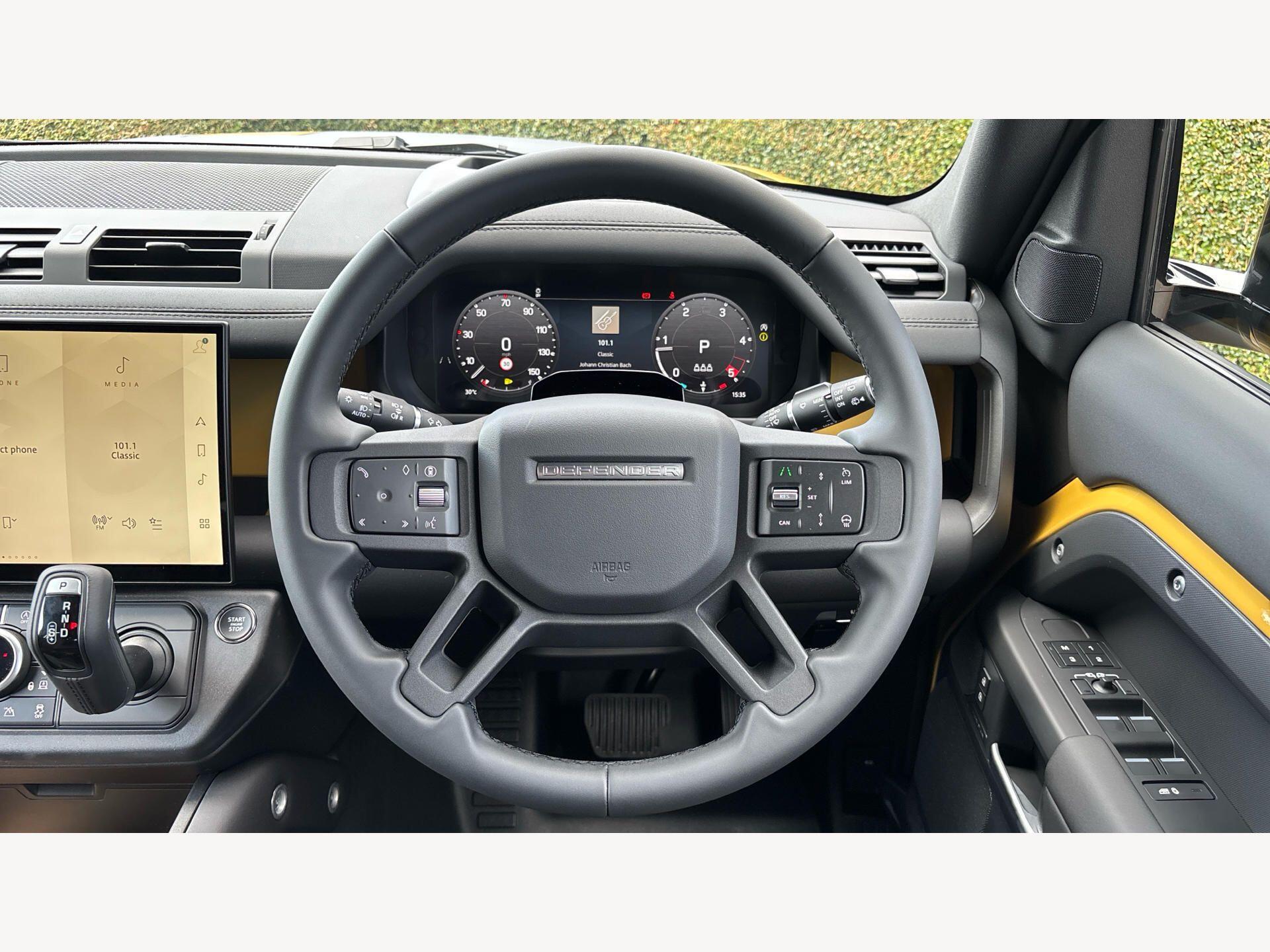 Land Rover Defender view 18