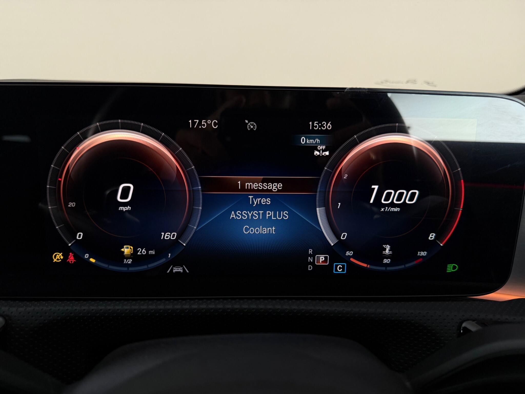 Mercedes-Benz Cla view 14
