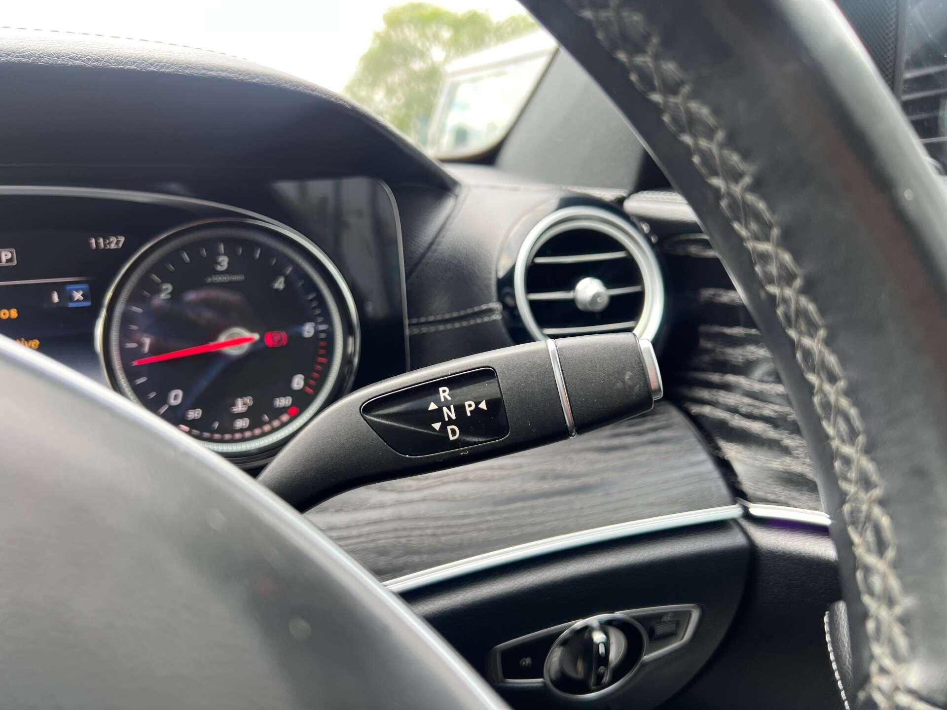 Mercedes-Benz E-Class view 20