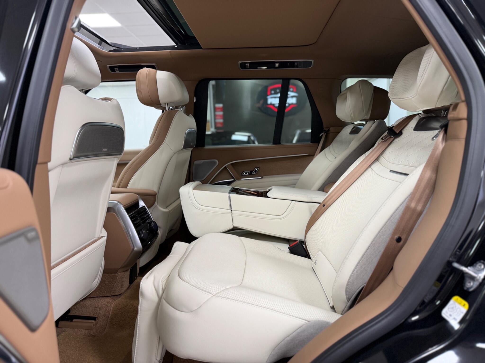 Land Rover Range Rover view 46