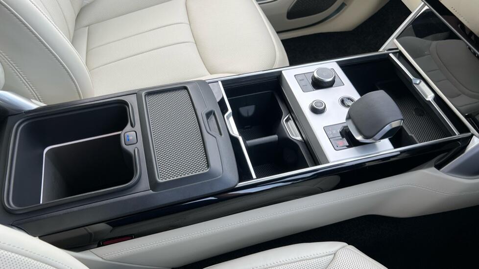 Land Rover Range Rover view 28