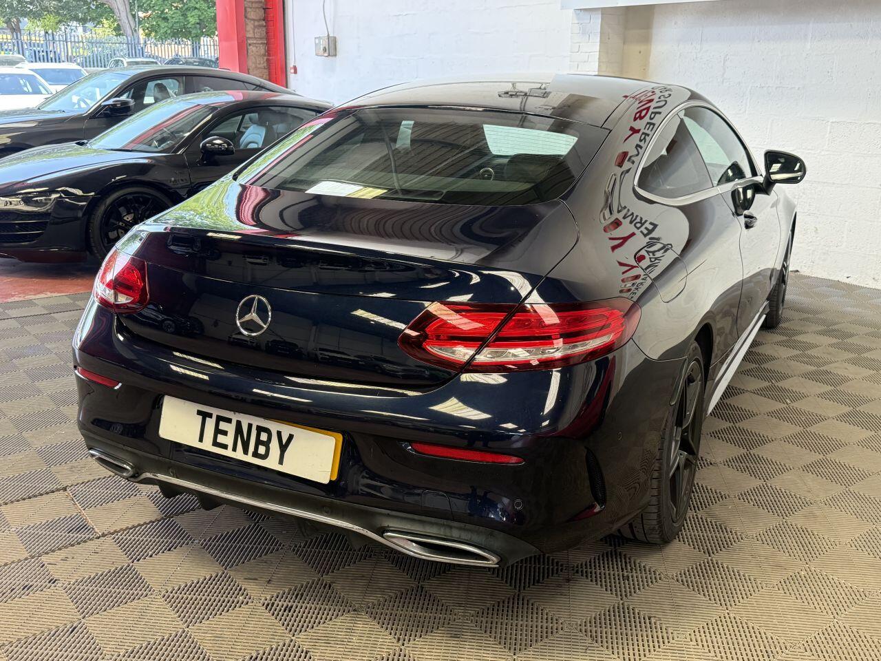 Mercedes-Benz C Class view 10