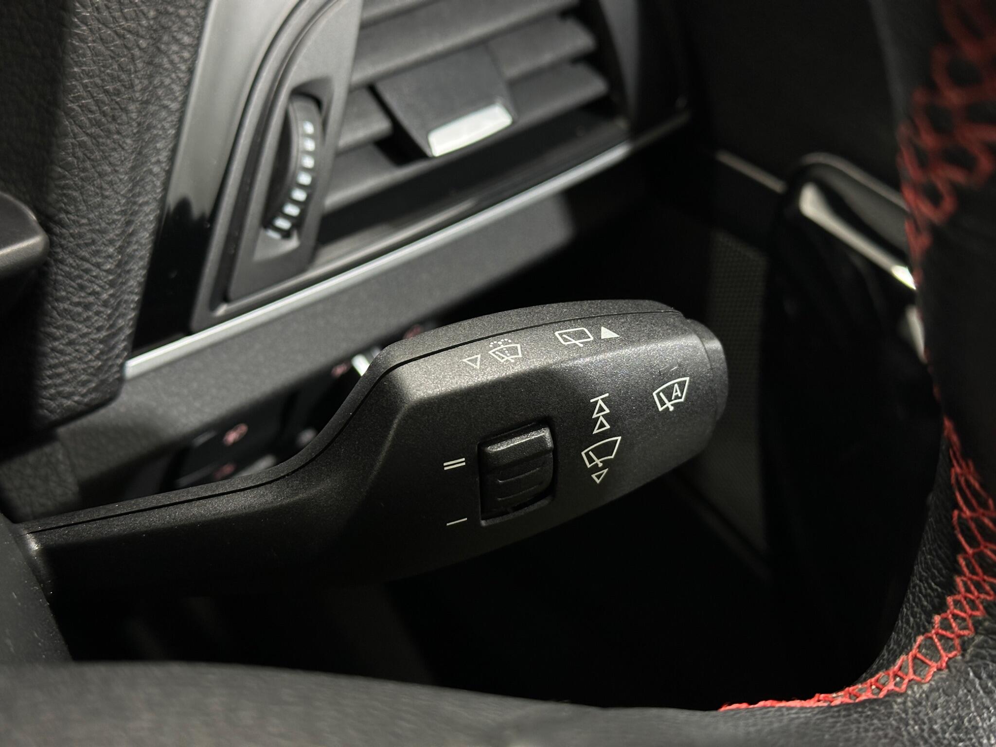 BMW 1 Series view 17