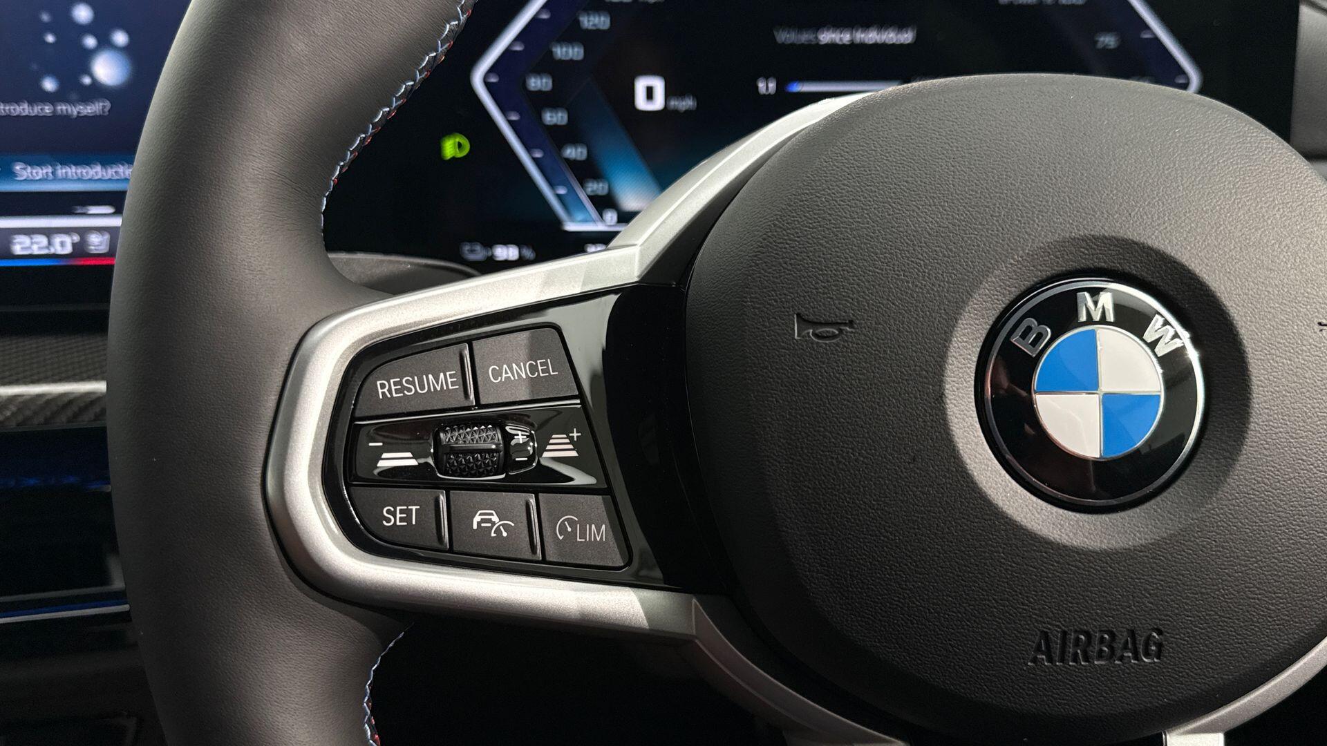 BMW I4 view 17