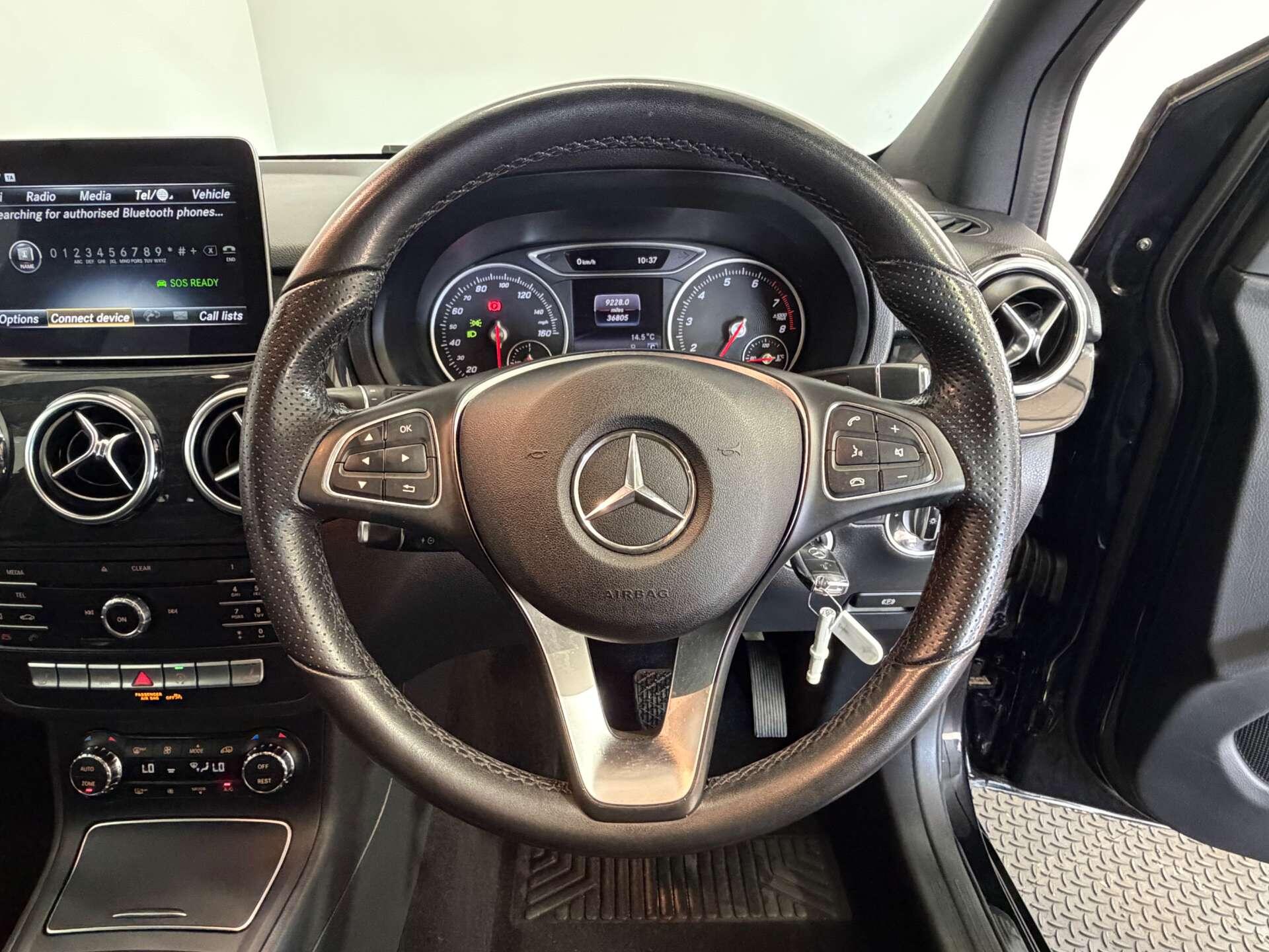 Mercedes-Benz B-Class view 28