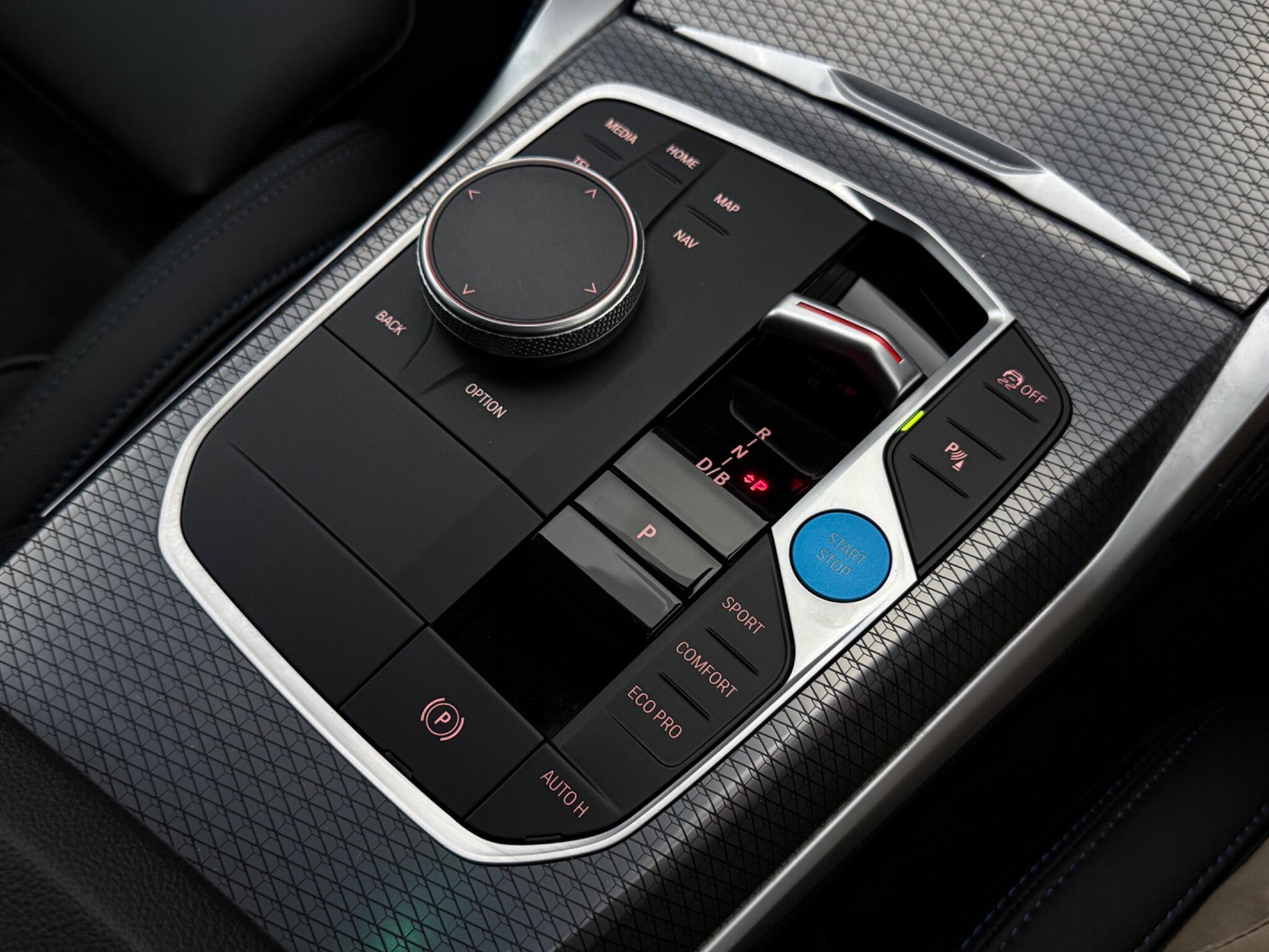 BMW I4 view 27