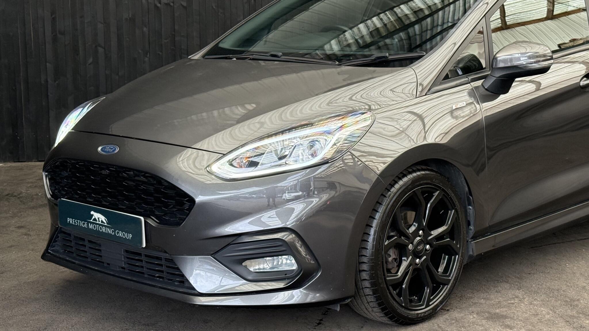 Ford Fiesta view 8