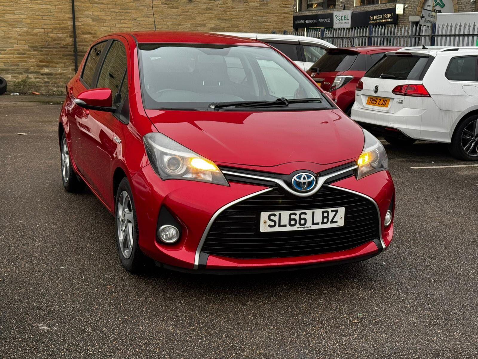 Toyota Yaris view 10