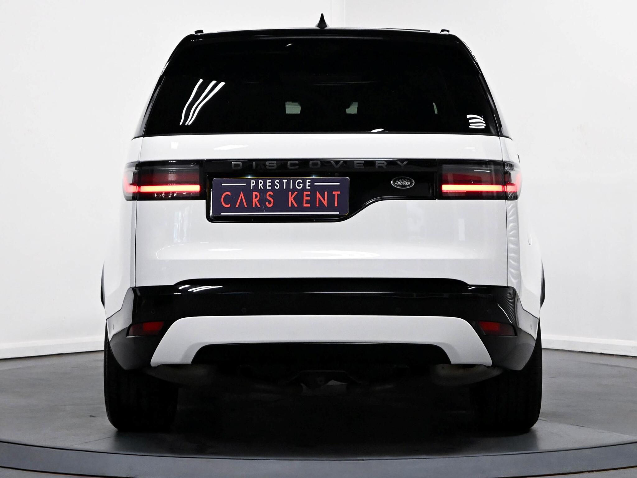 Land Rover Discovery view 23