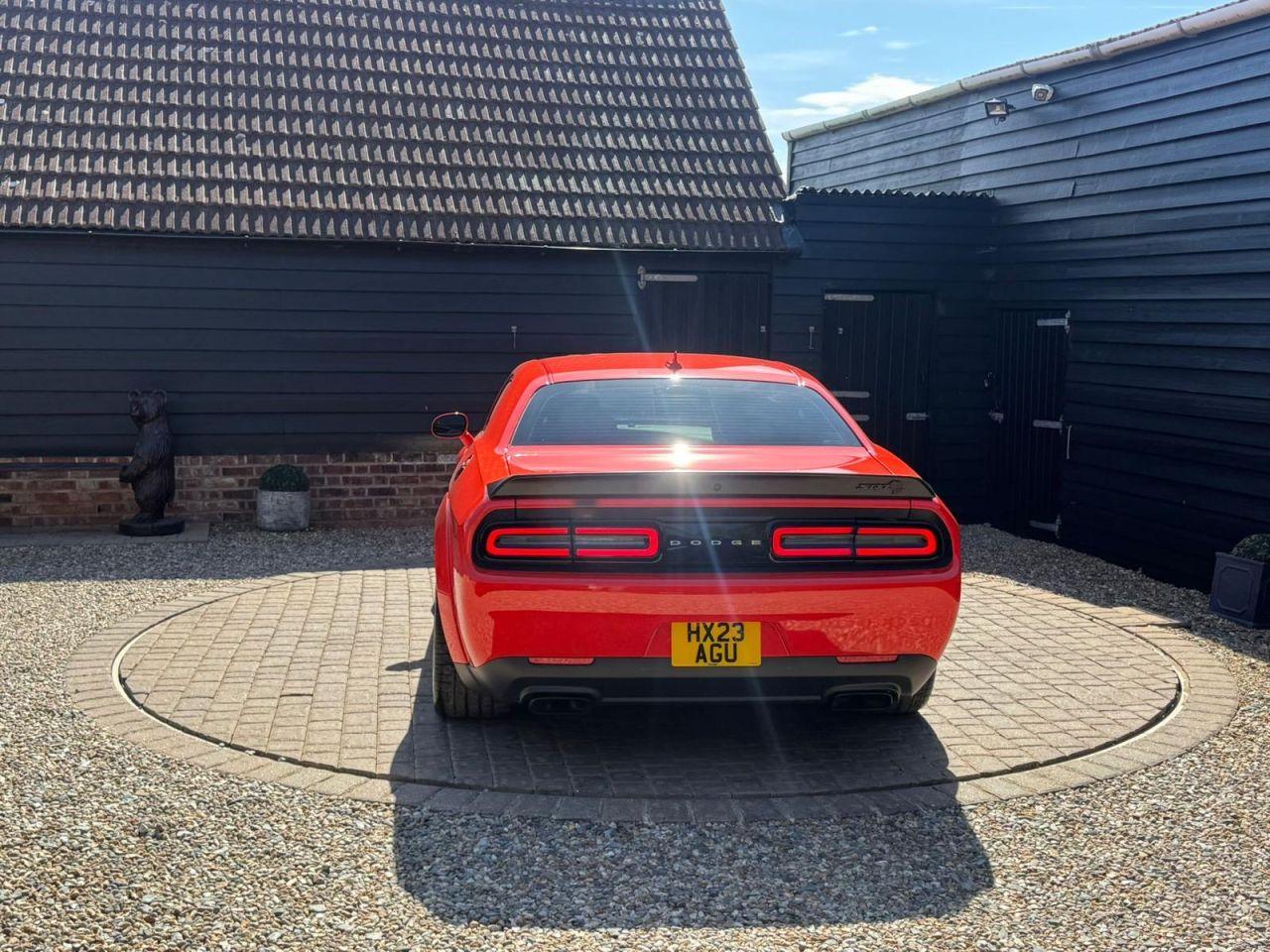 Dodge Challenger view 39