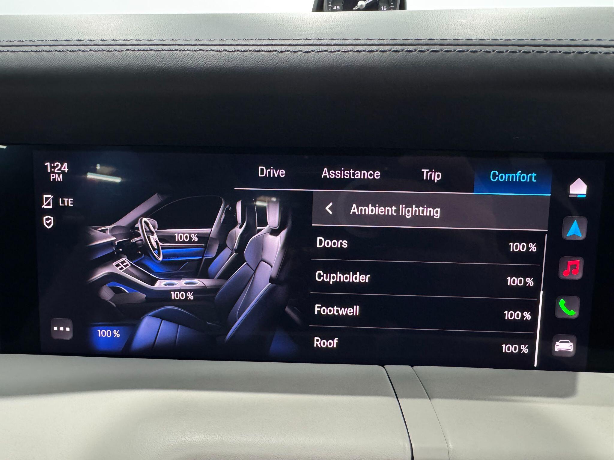 Porsche Taycan view 35