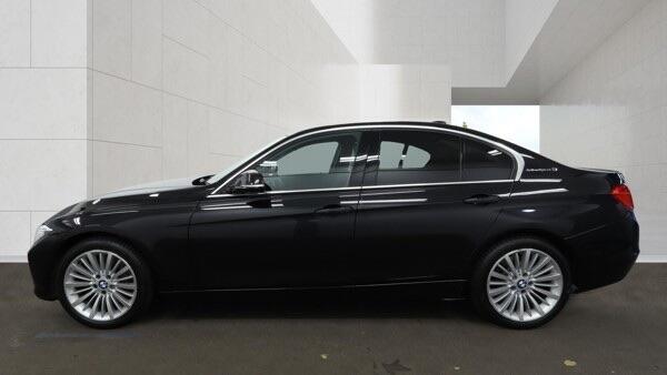 BMW 3 Series view 10