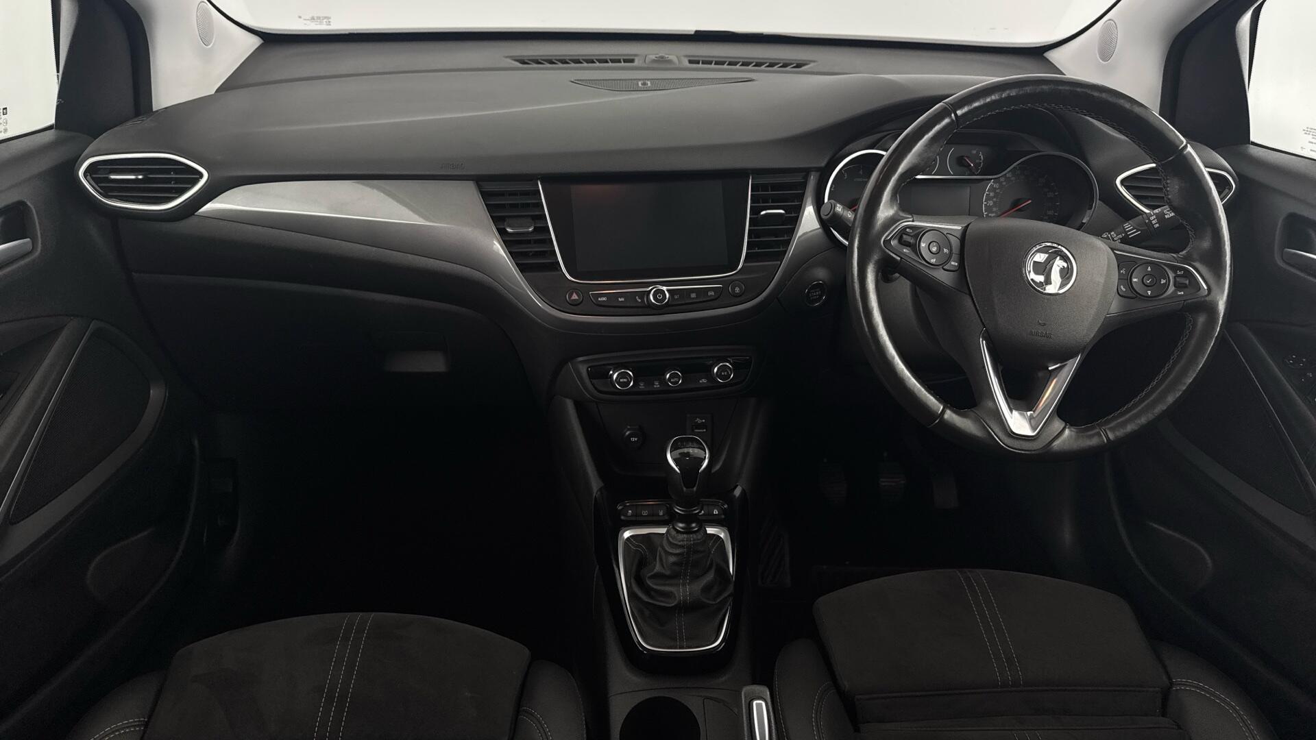 Vauxhall Crossland view 11