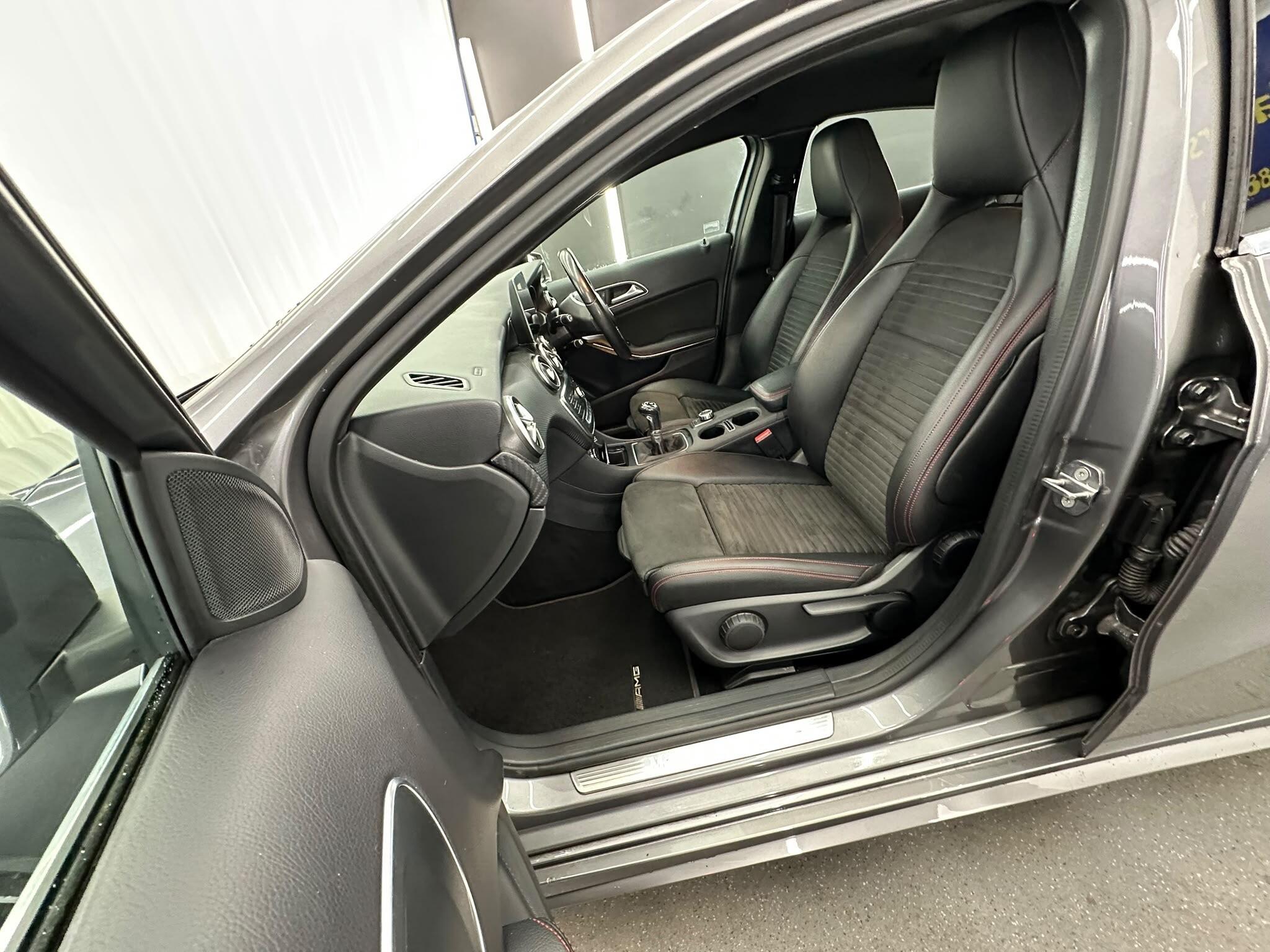 Mercedes-Benz A-Class view 28
