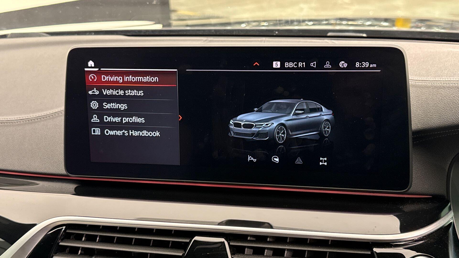 BMW 5 Series view 27