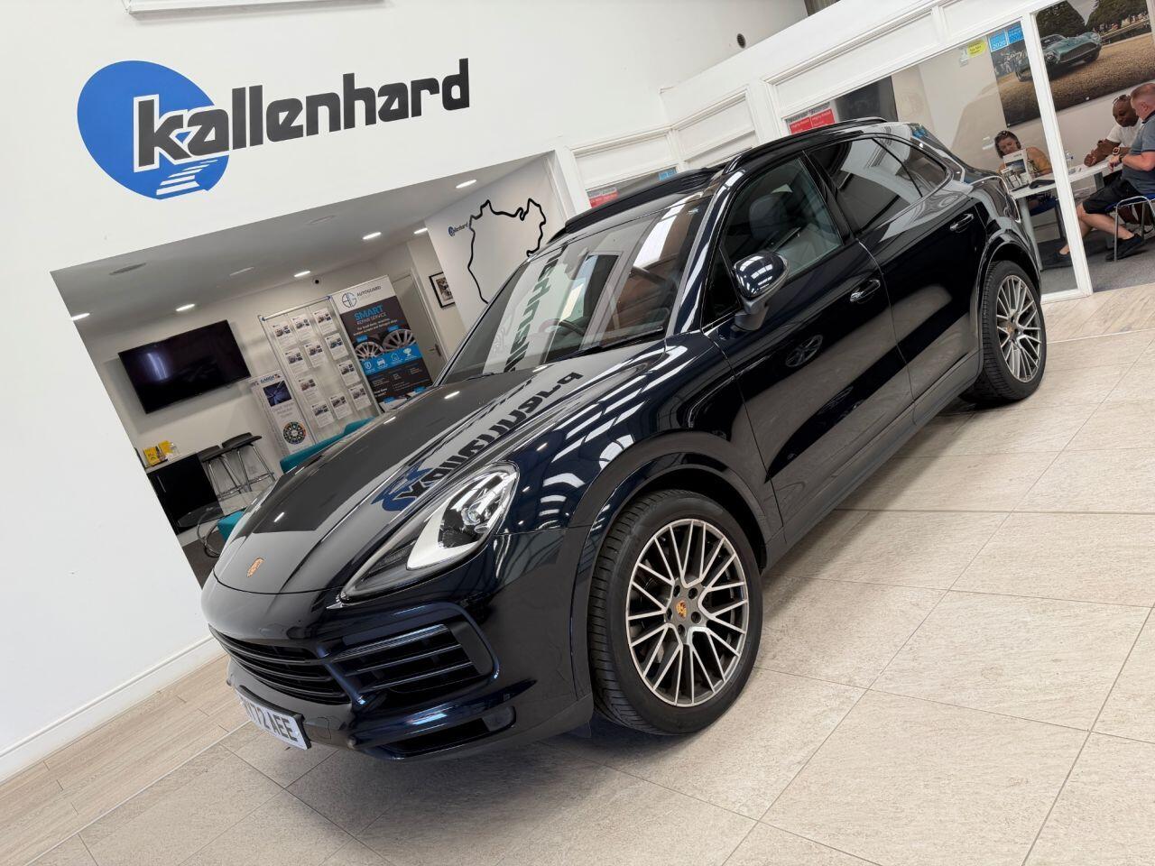 Porsche Cayenne view 12