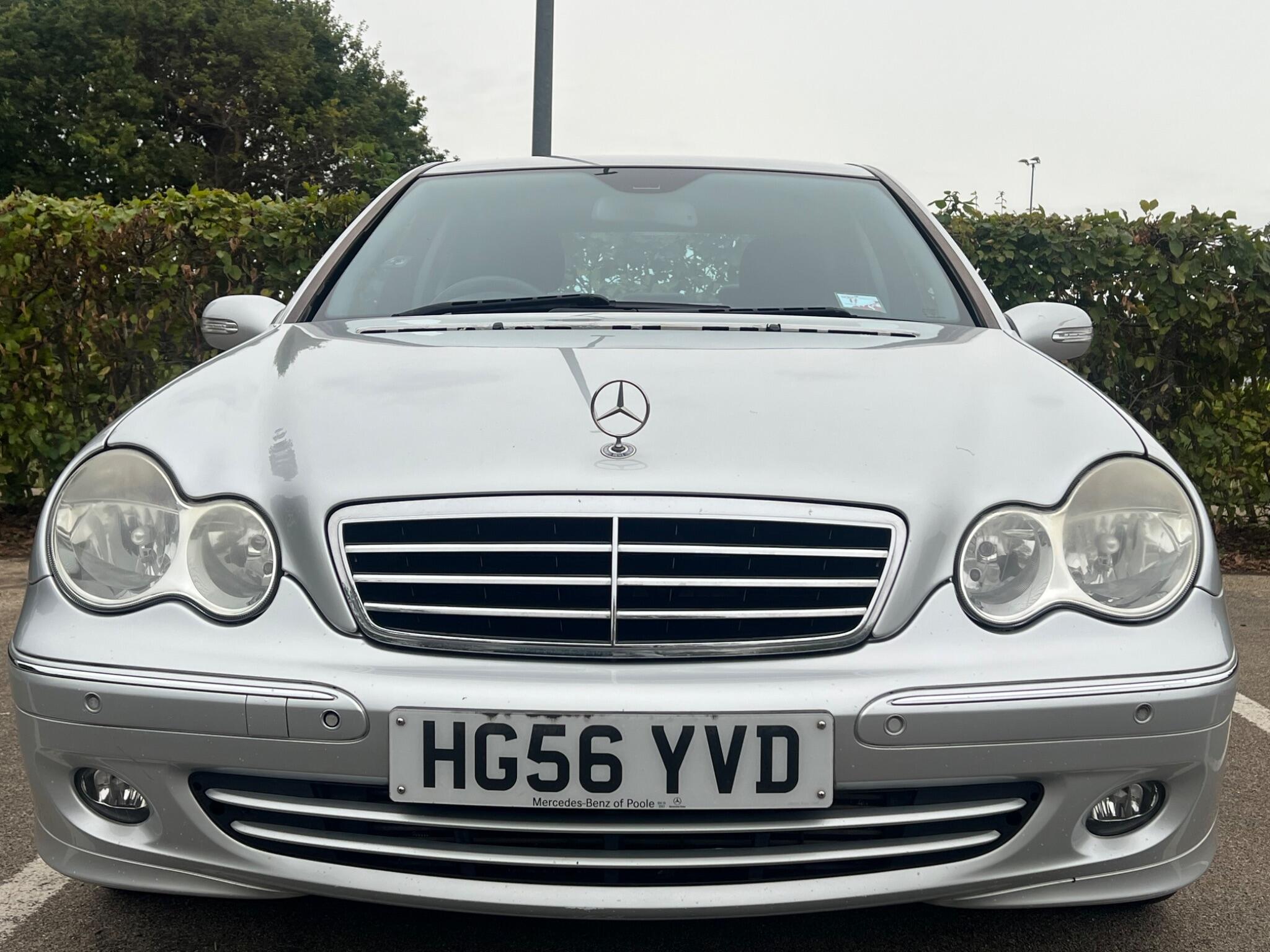 Mercedes-Benz C-Class view 11