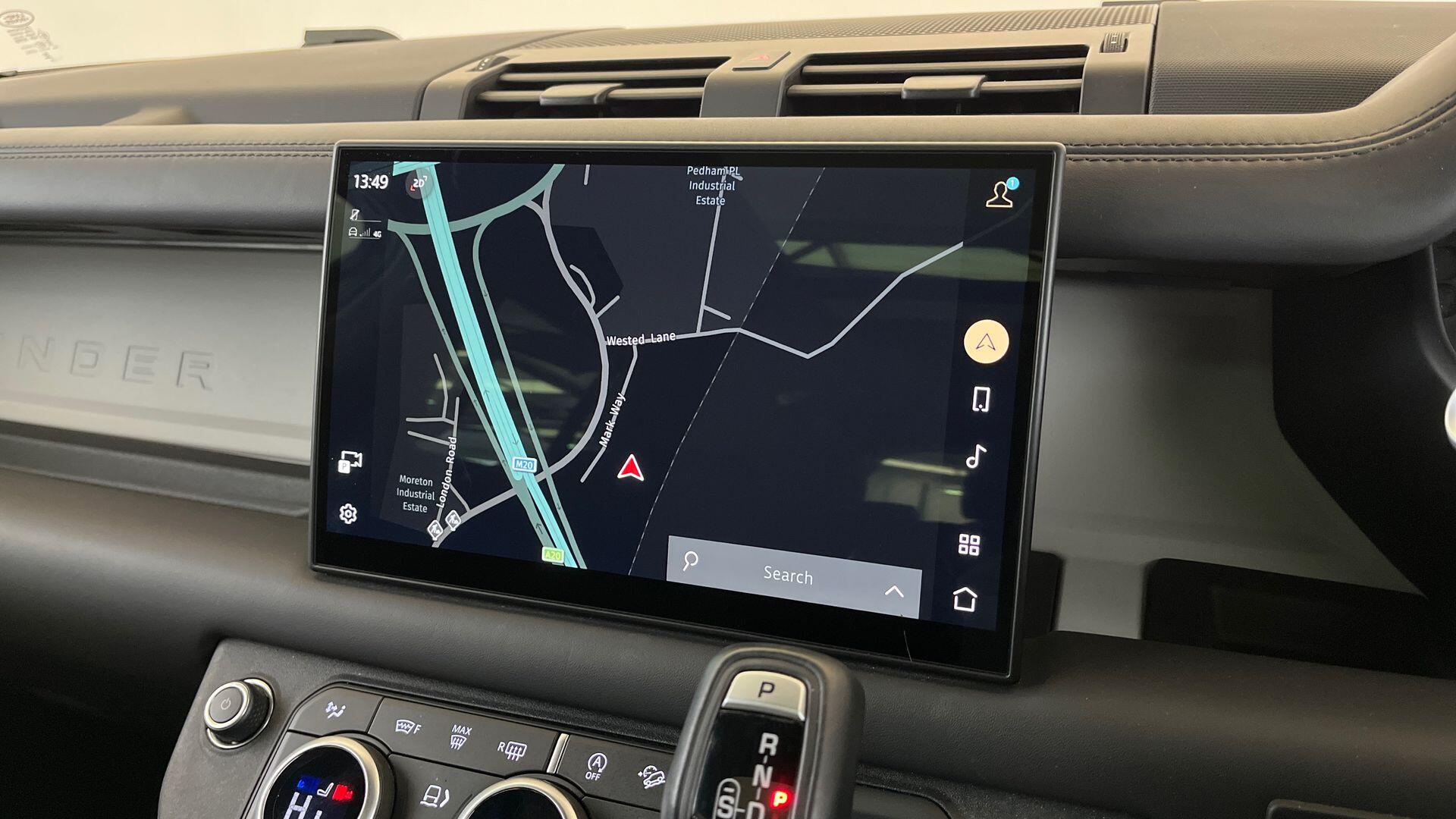 Land Rover Defender view 11