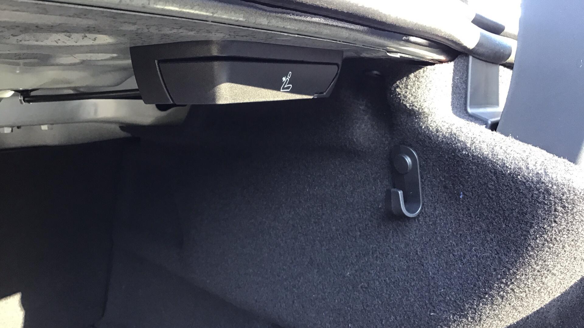 BMW 2 Series view 35