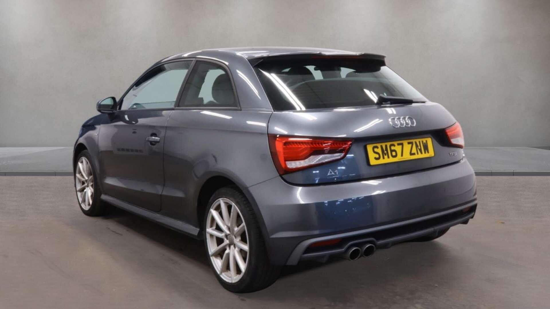 Audi A1 view 8