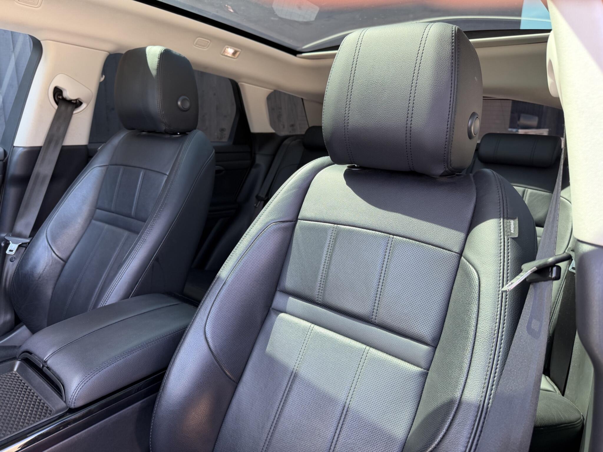 Land Rover Range Rover Evoque view 43