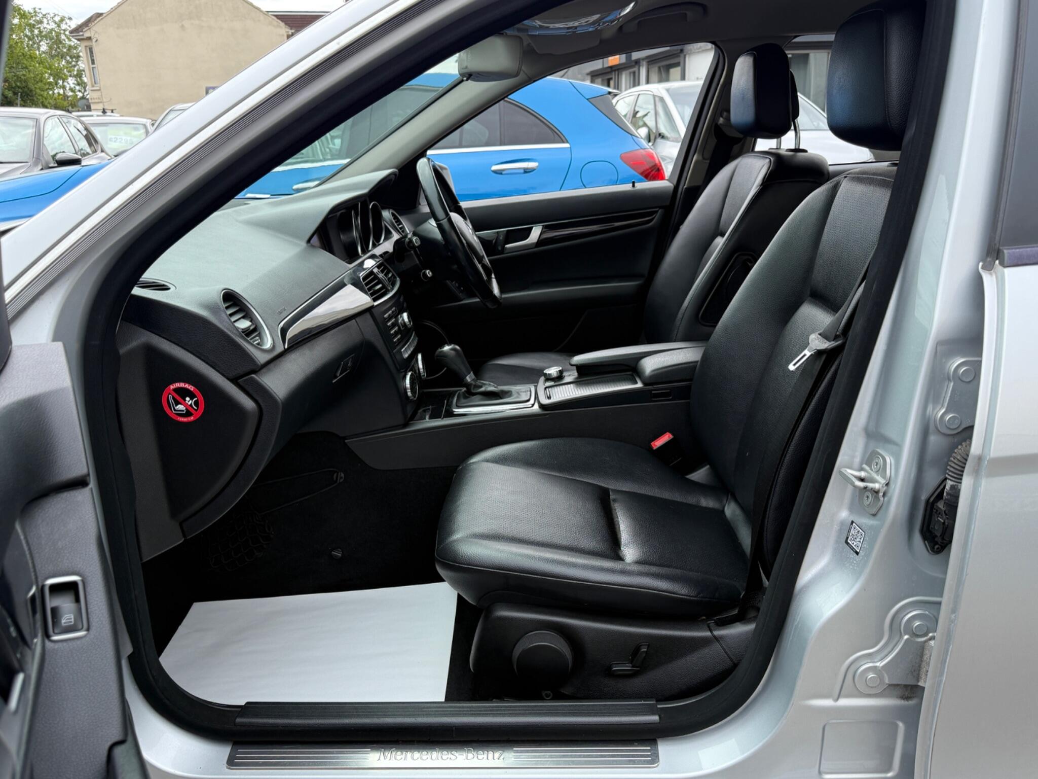 Mercedes-Benz C Class - Image 42