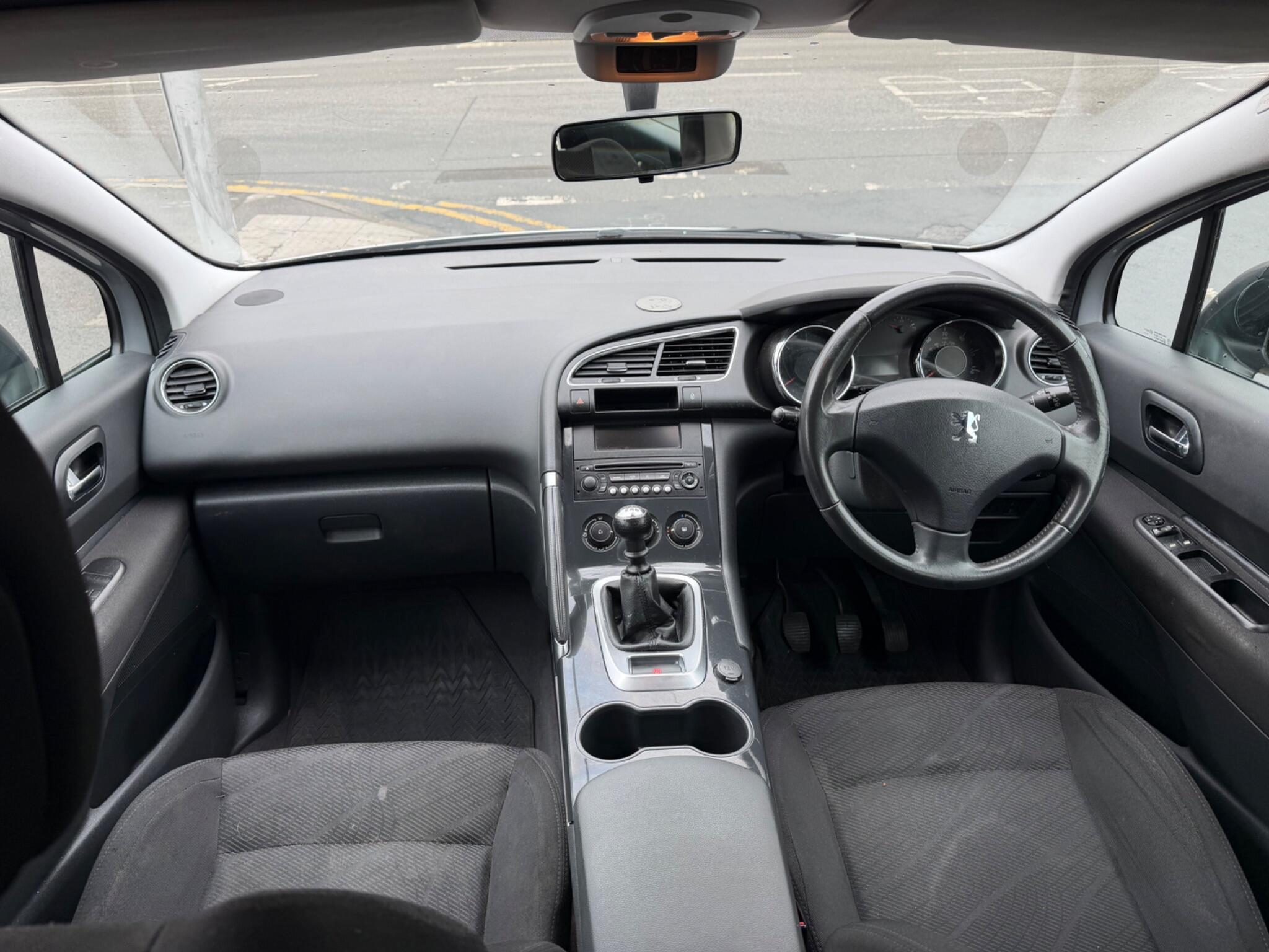 2010 Peugeot 3008 image 15