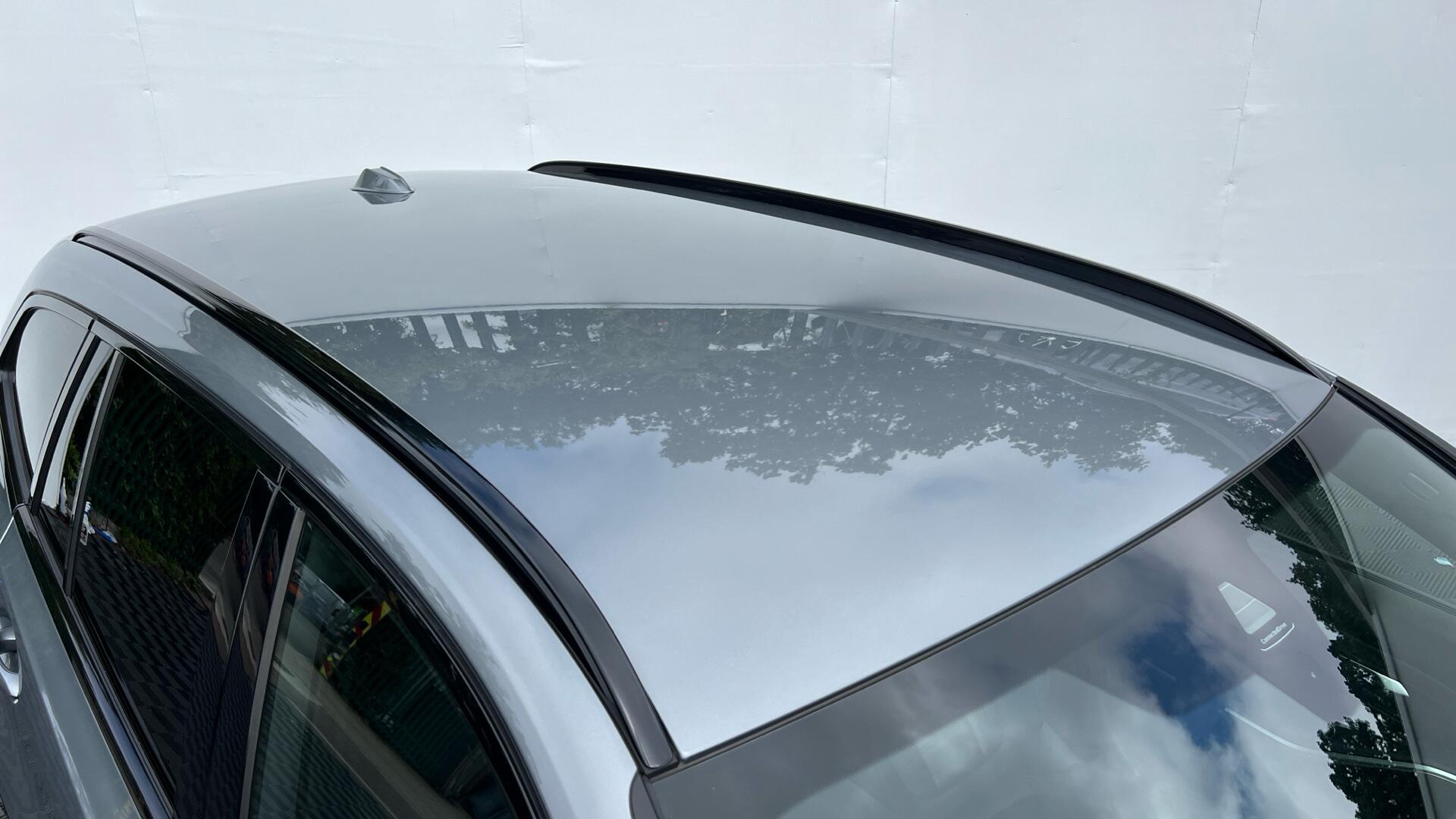 BMW 3 Series view 21