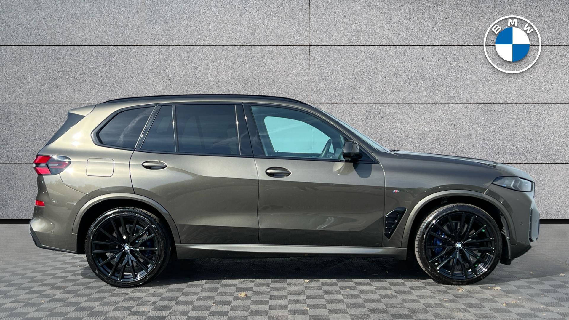 BMW X5 view 3