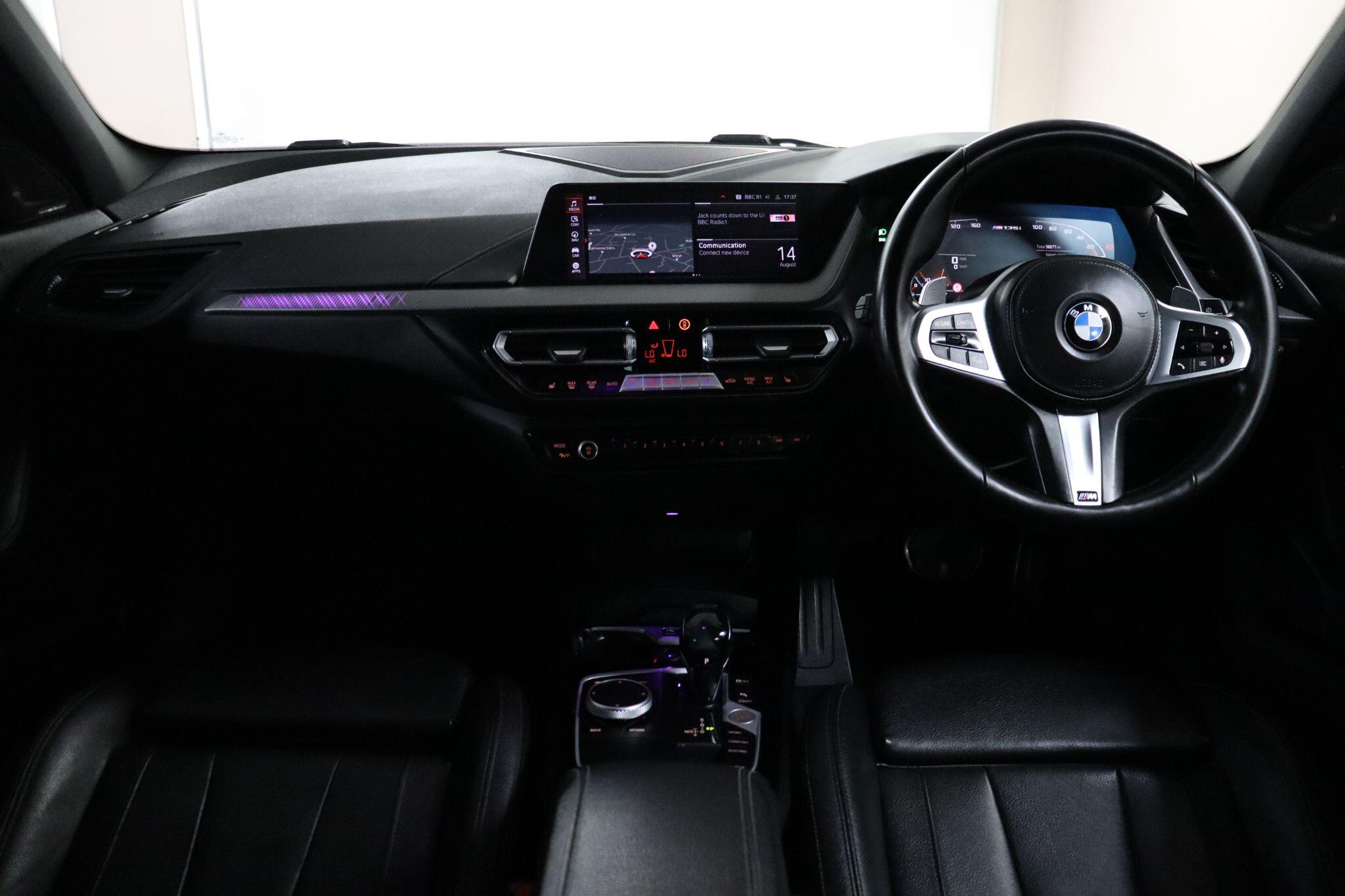 BMW 1 Series view 44