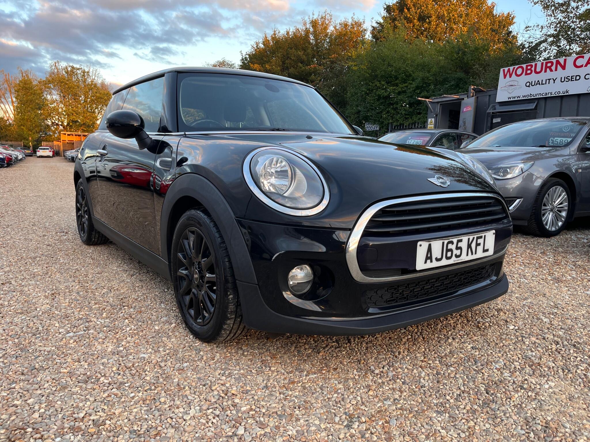 MINI Hatch view 5