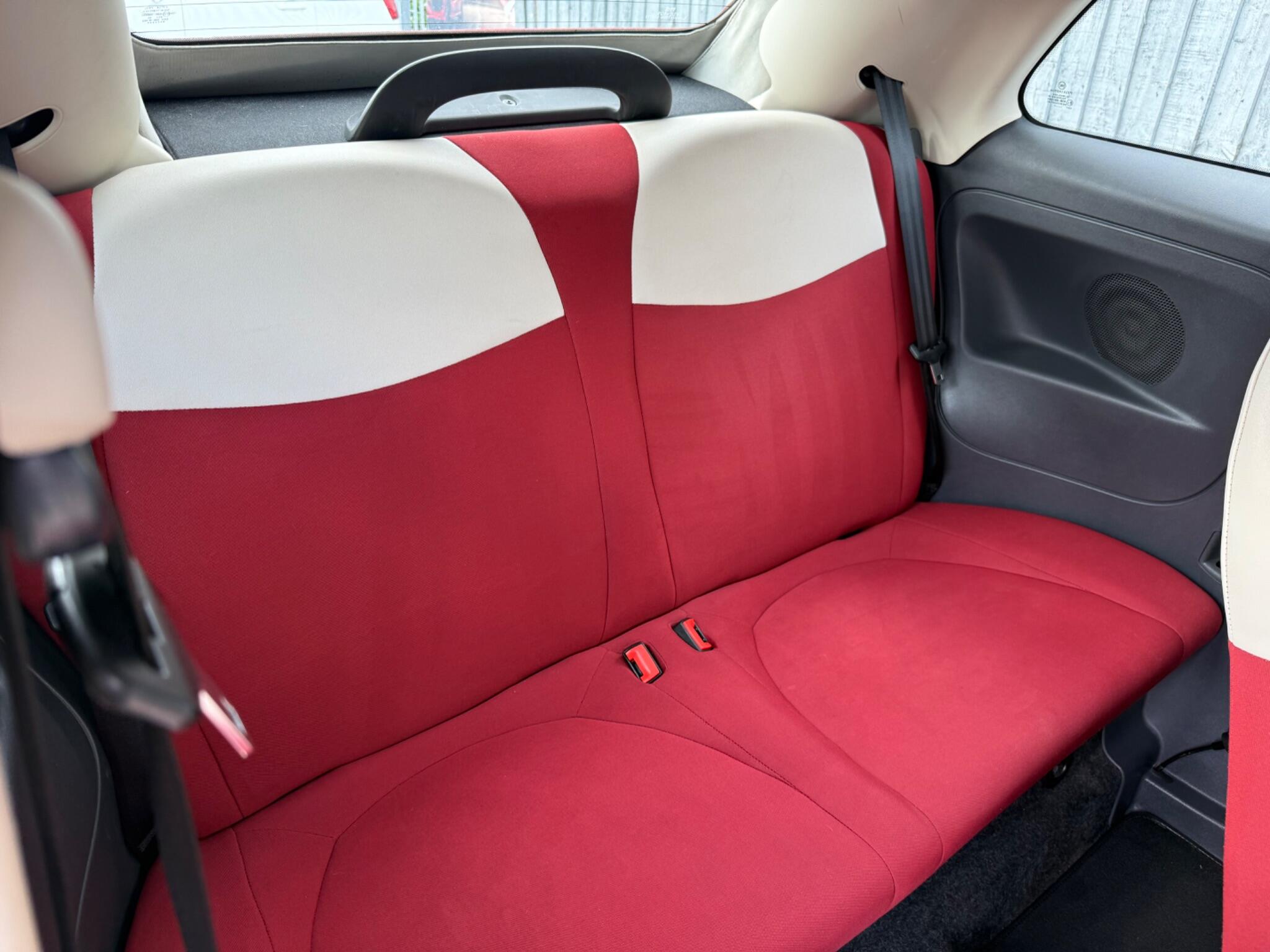 2010 Fiat 500C image 16