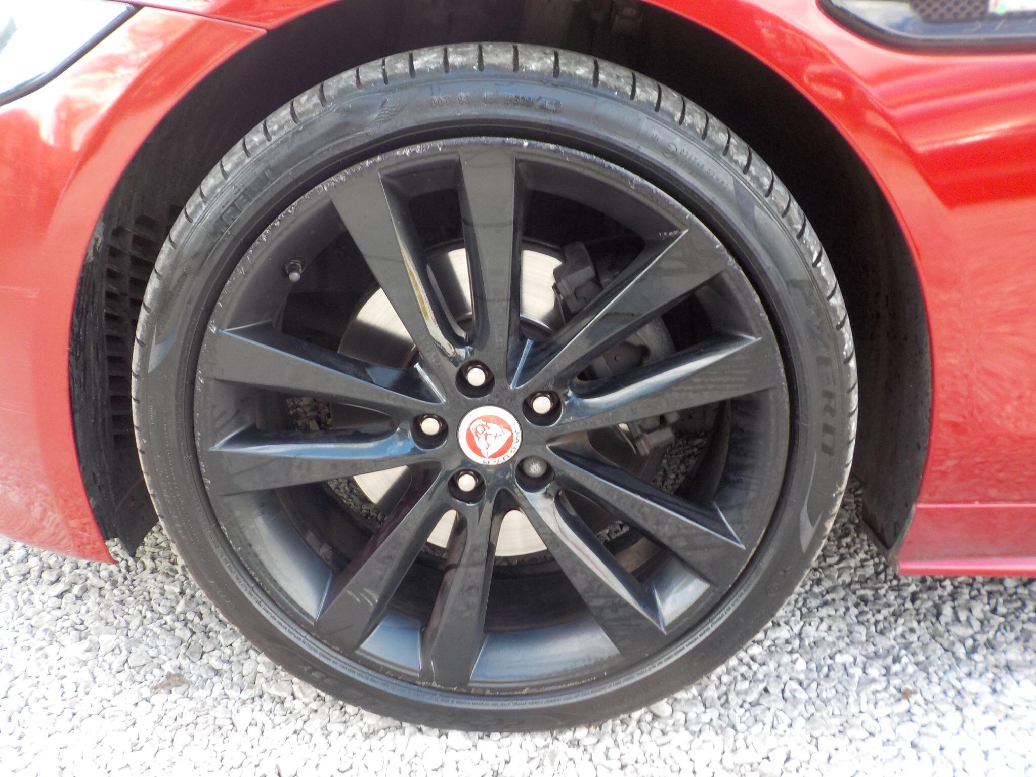 Jaguar XE 2.0d R-Sport Auto Euro 6 (s/s) 4dr