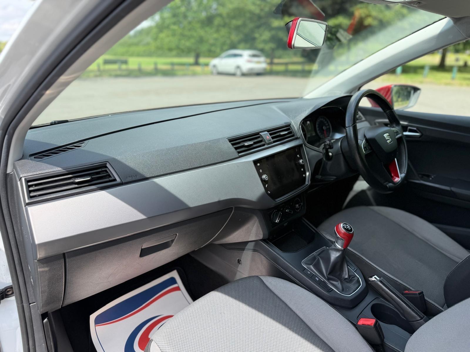 Volkswagen Polo view 26