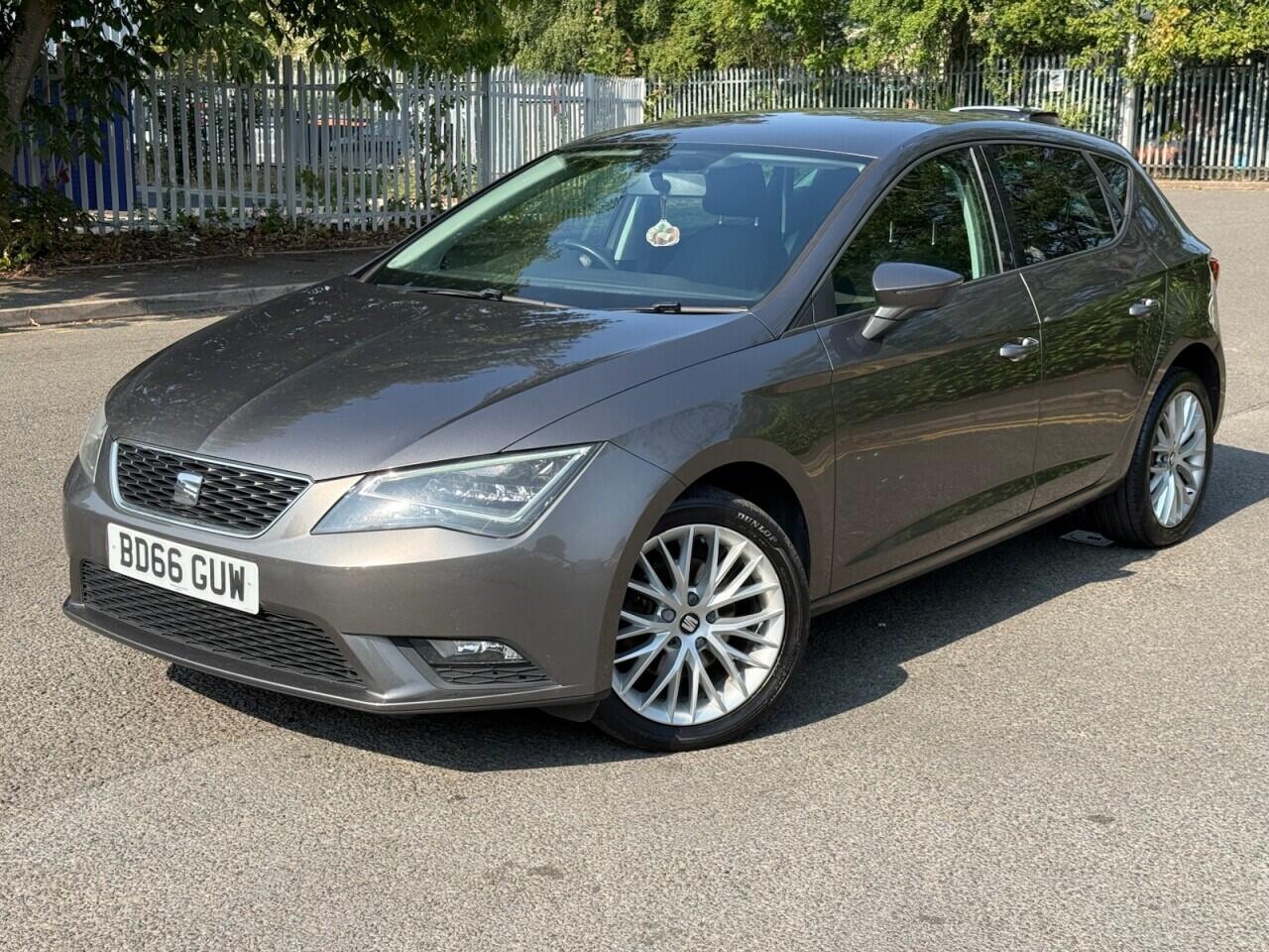 Seat Leon Leon view 8