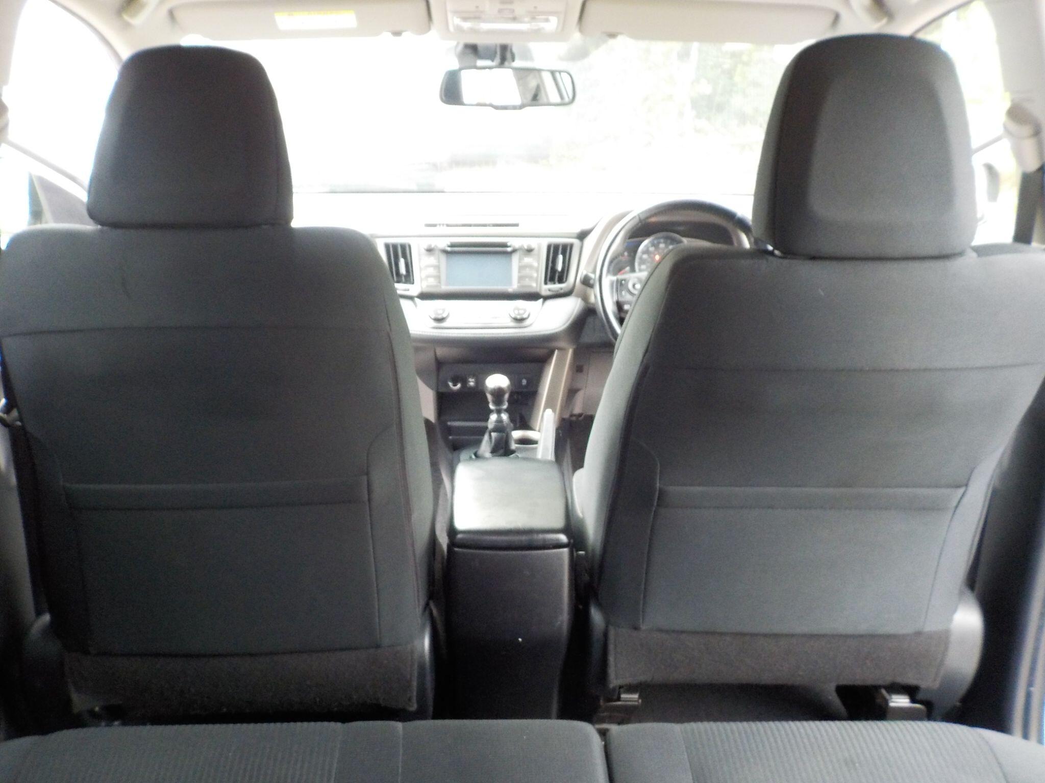 Toyota RAV4 2.0 D-4D Icon 2WD Euro 5 (s/s) 5dr