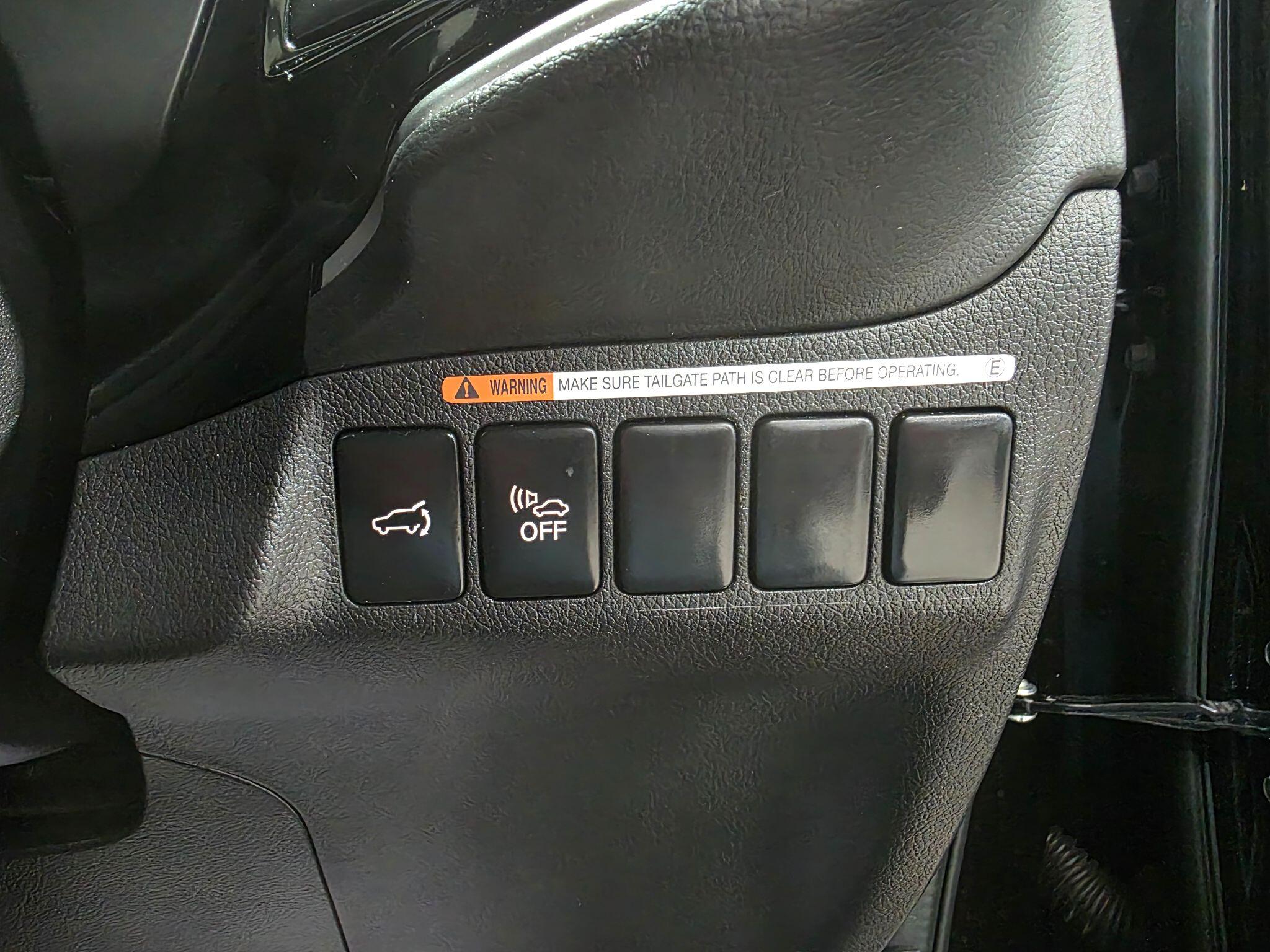 Mitsubishi Outlander view 20