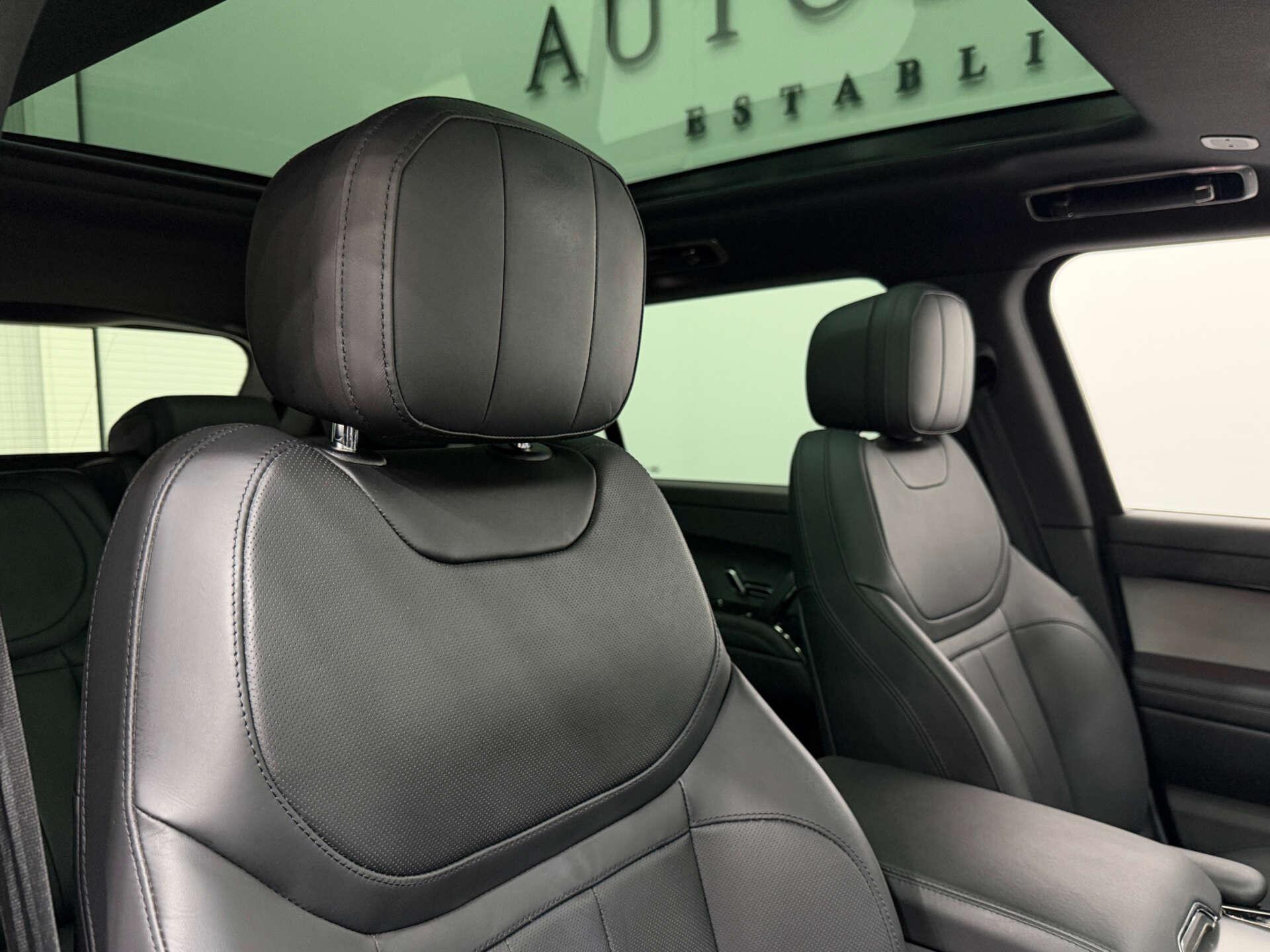 Land Rover Range Rover Sport view 35
