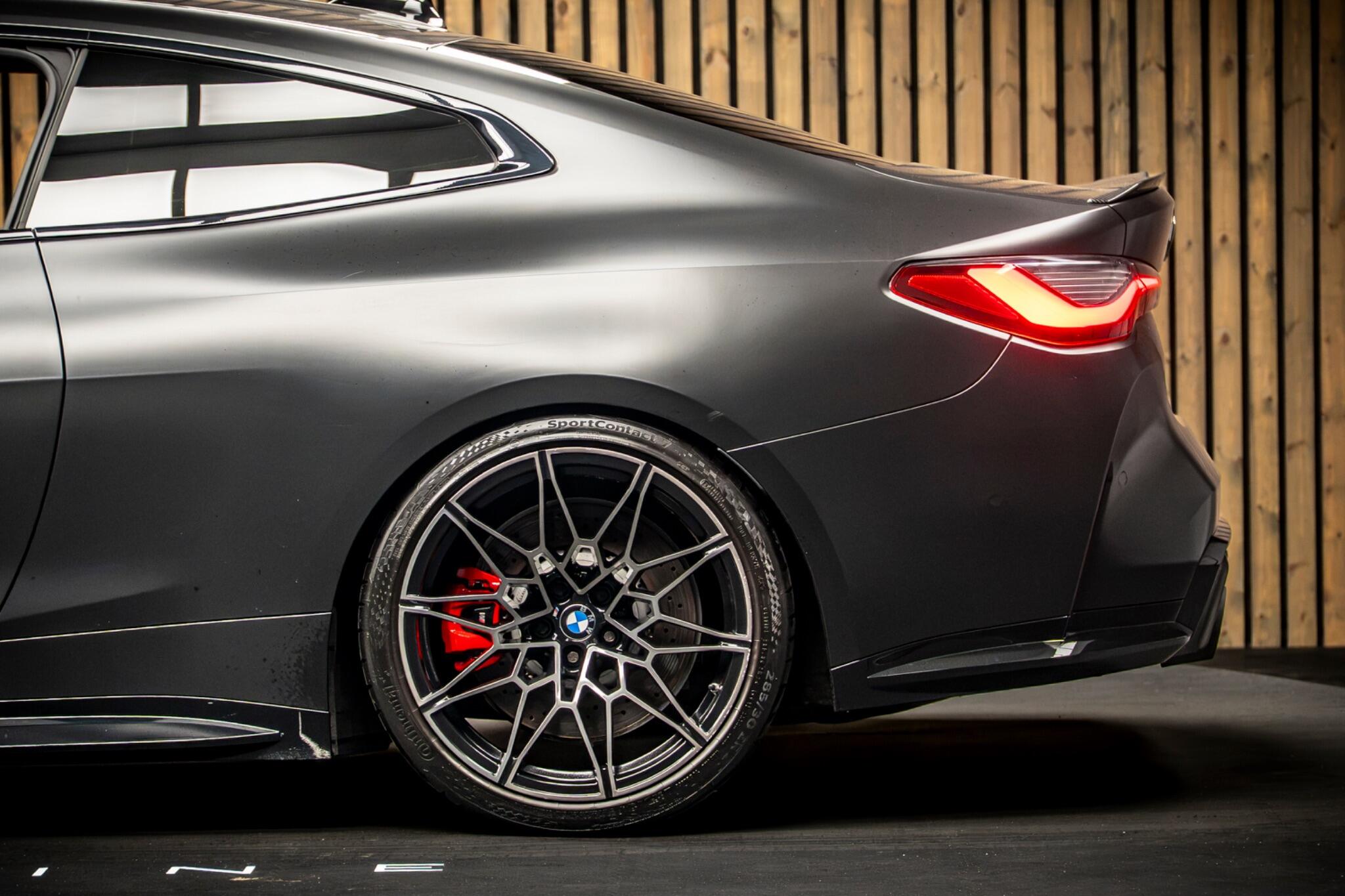 BMW M4 view 17