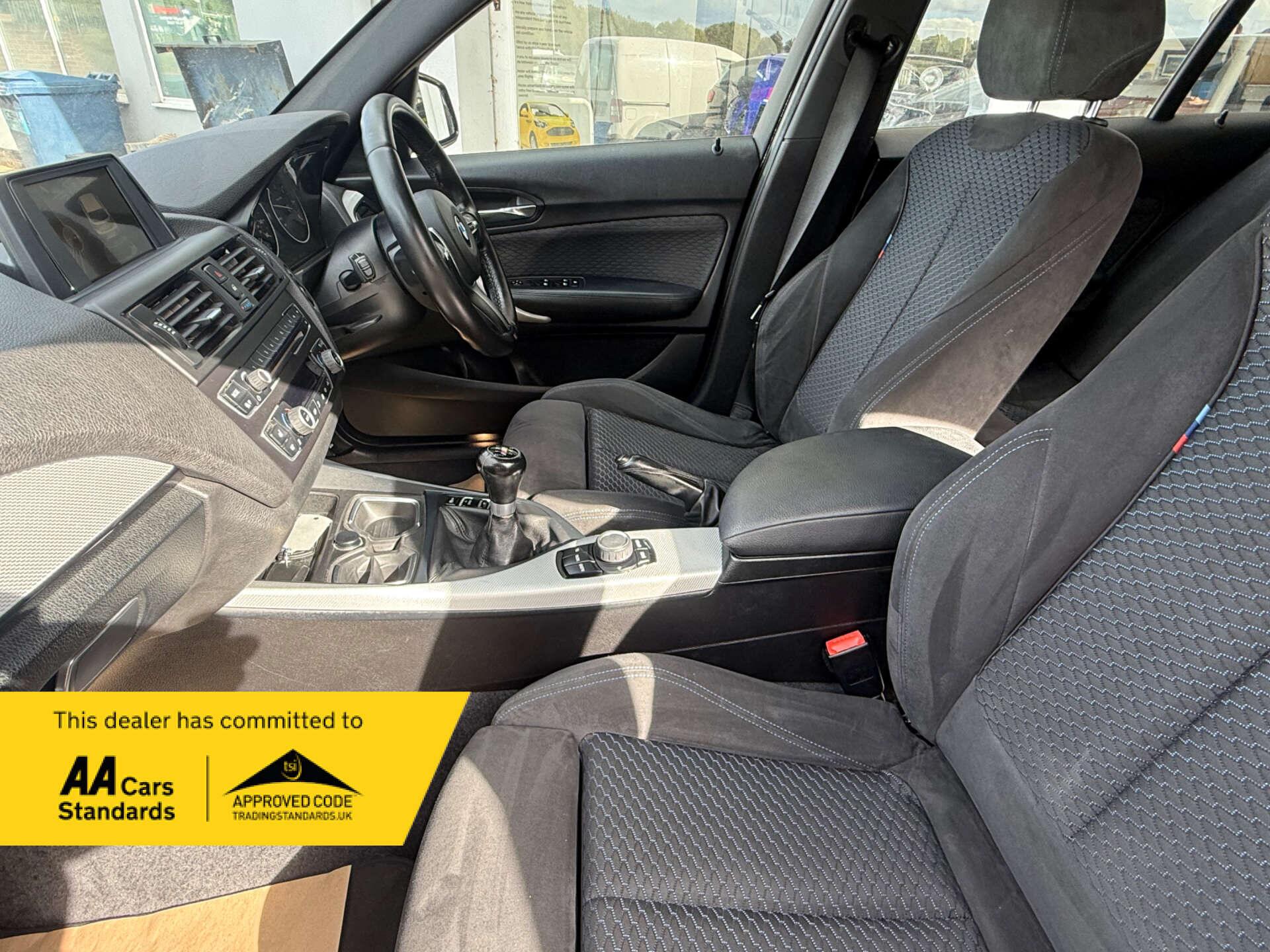 BMW 1 Series view 26