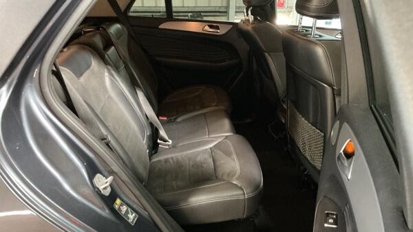 Mercedes-Benz M Class view 6