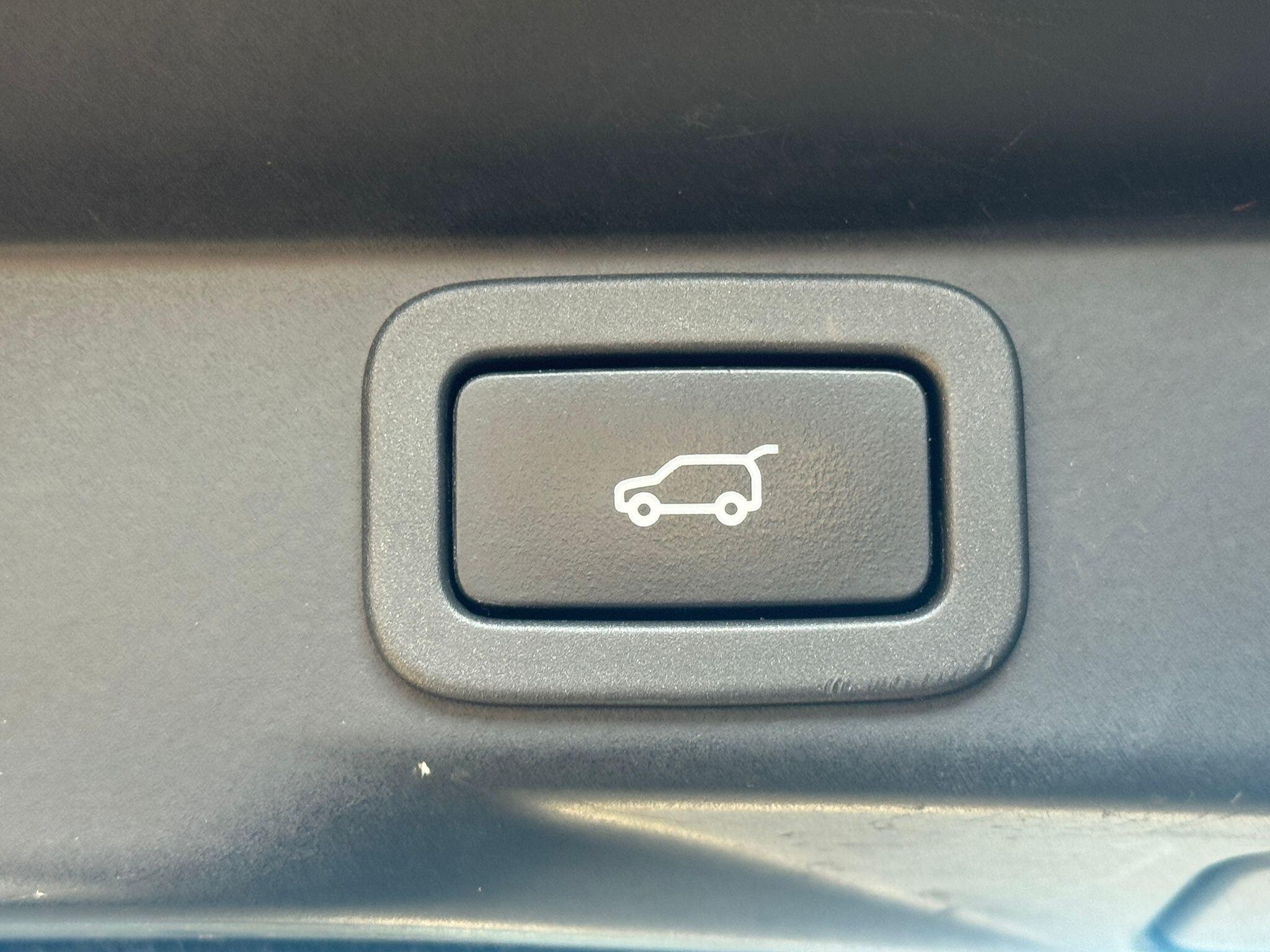 Land Rover Range Rover Sport view 24