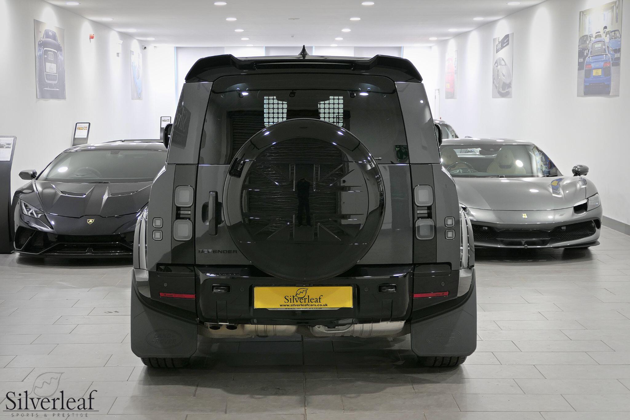 Land Rover Defender view 8