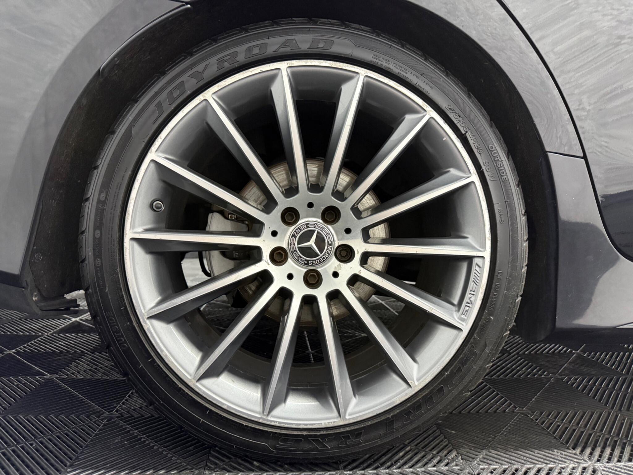 Mercedes-Benz CLS view 29